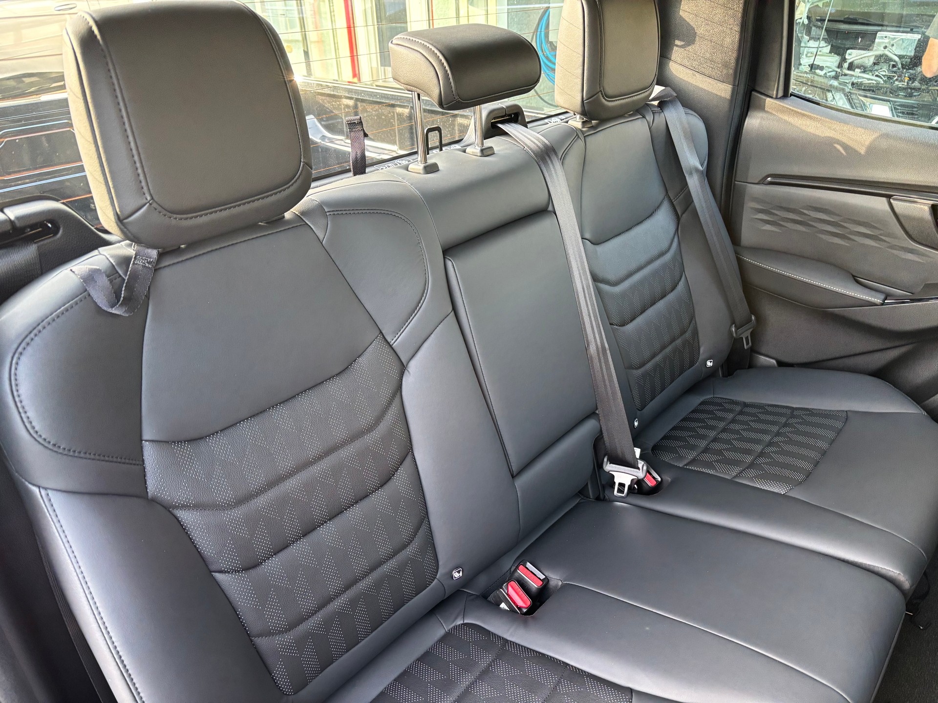 ISUZU D-MAX 1.9 CrewCab N60 Nitro Sport 4x4-image-6