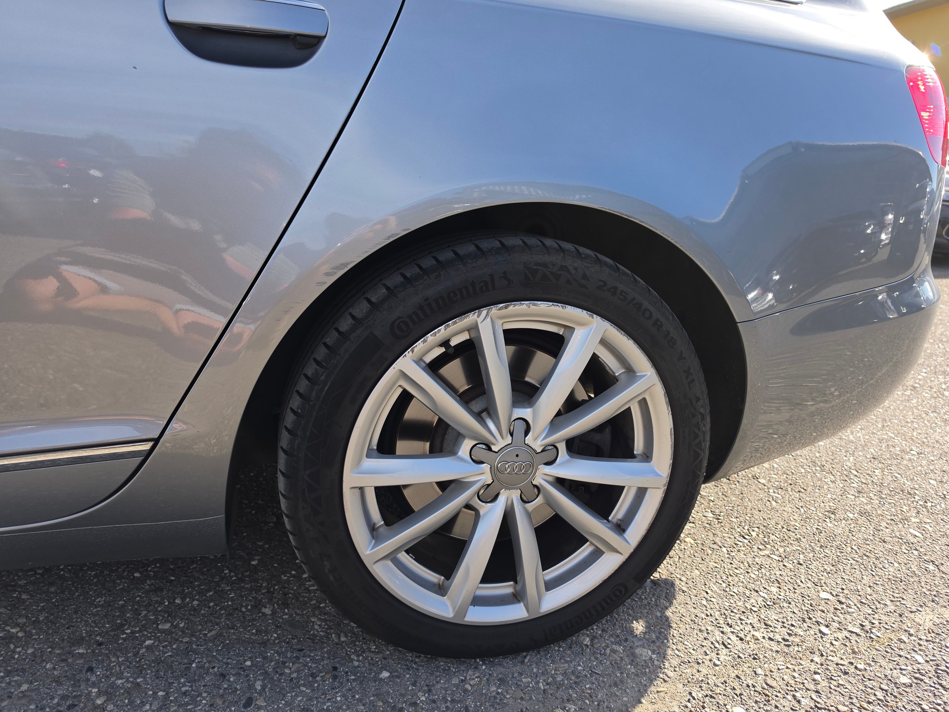 AUDI A6 Avant 3.0 V6 TDI quattro tiptronic-image-9