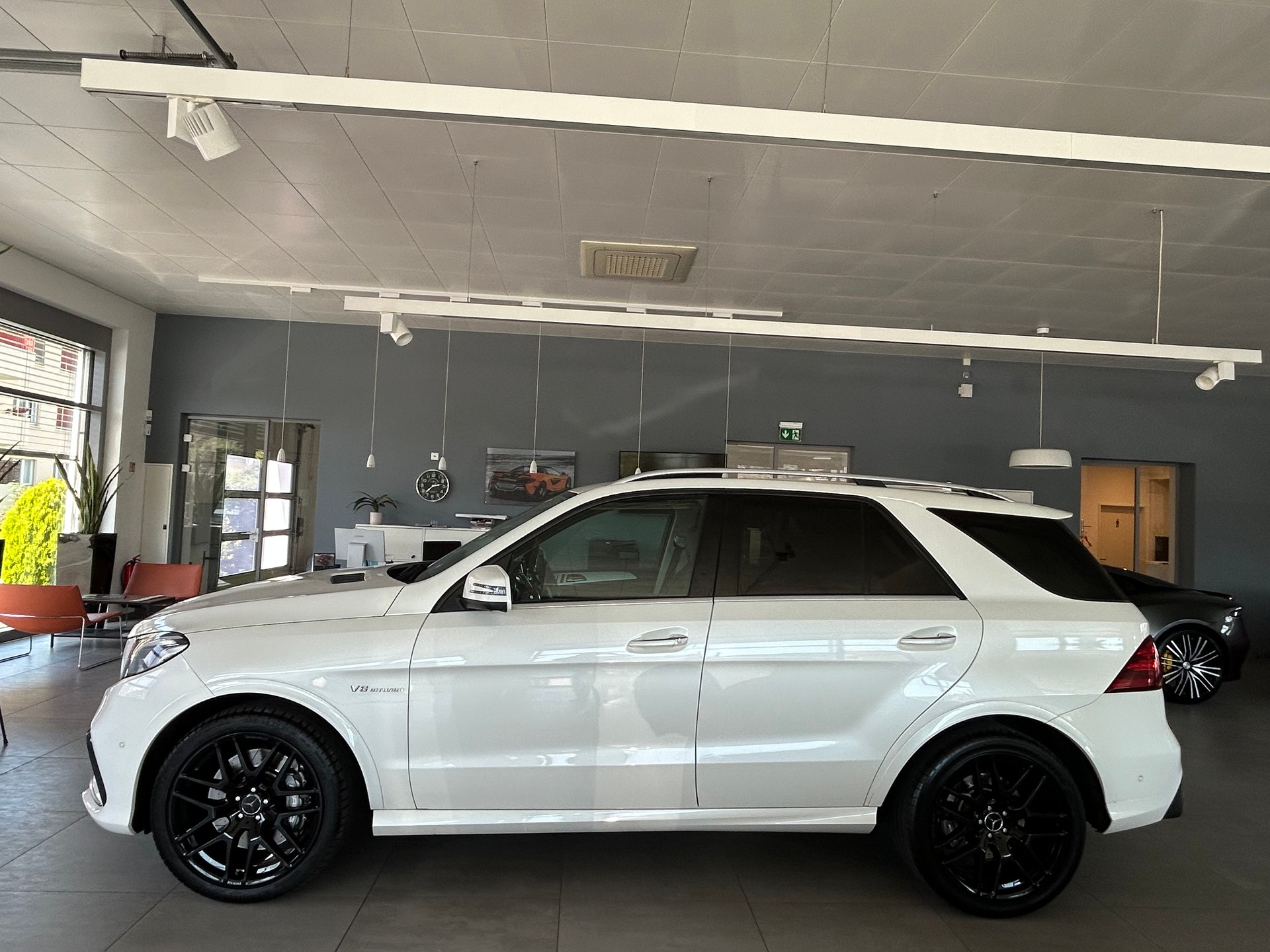 MERCEDES-BENZ GLE 63 AMG 4Matic Speedshift Plus 7G-Tronic-image-3
