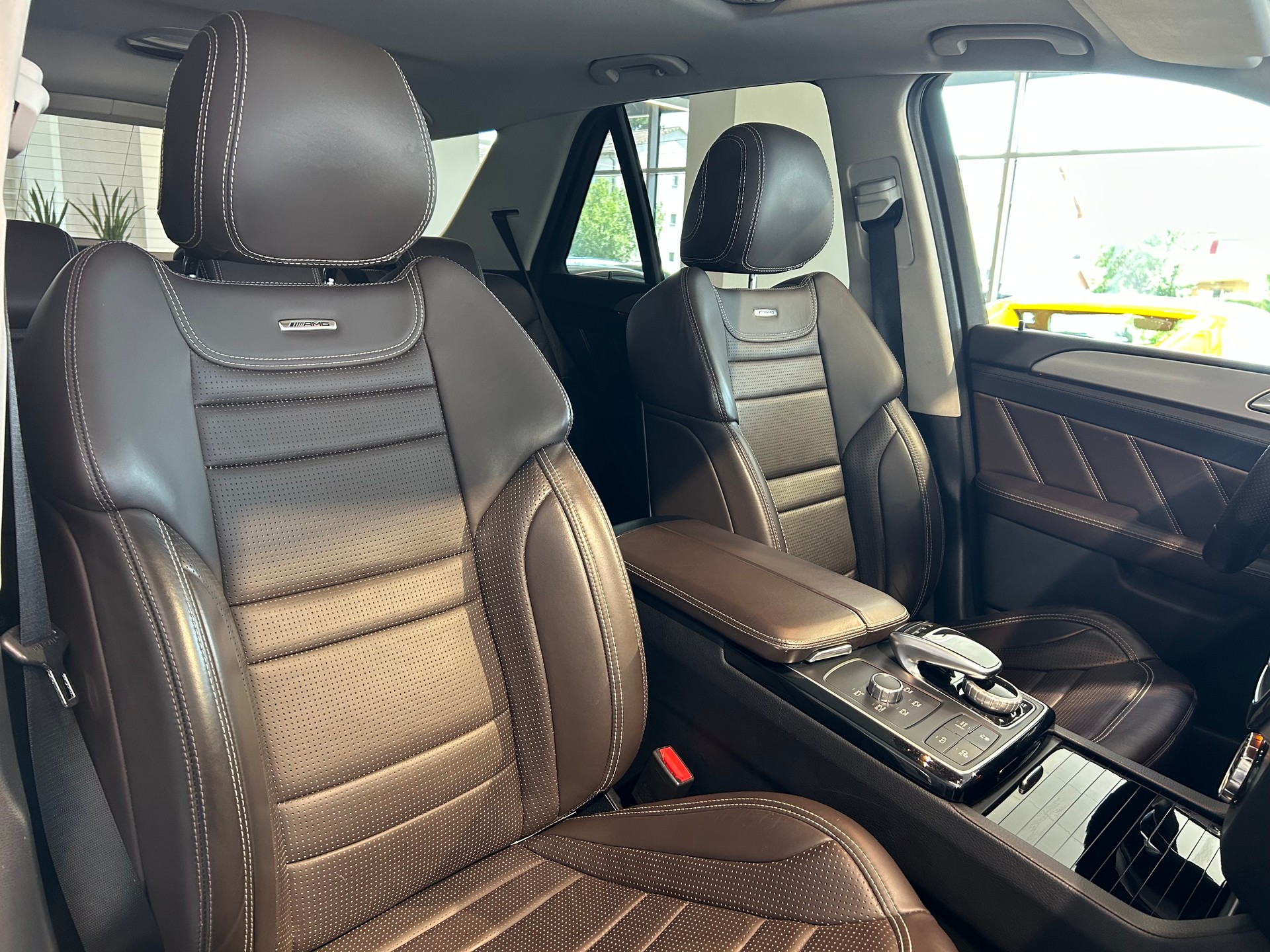 MERCEDES-BENZ GLE 63 AMG 4Matic Speedshift Plus 7G-Tronic-image-17