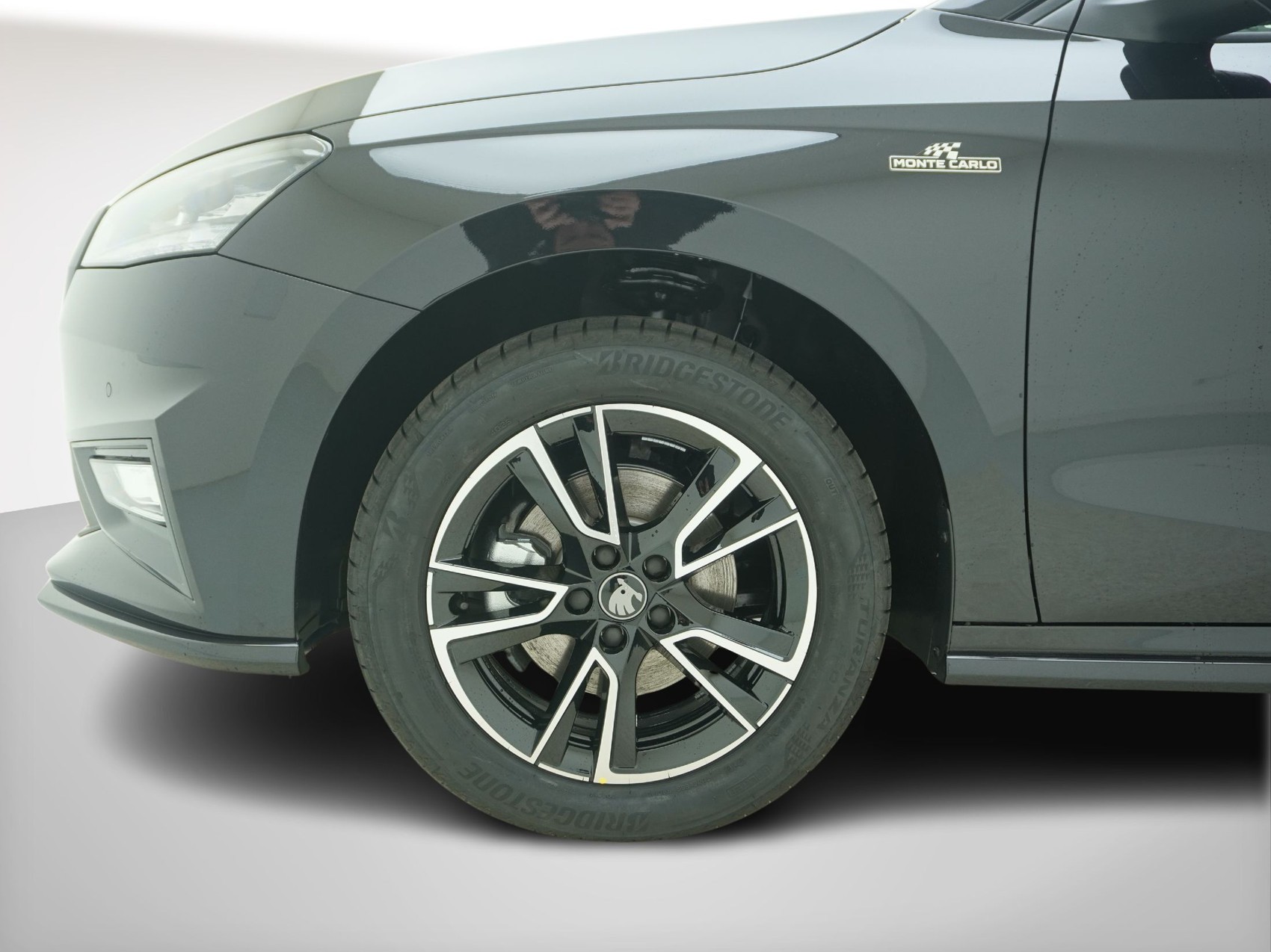 SKODA Fabia 1.0 TSI Monte Carlo DSG-image-8