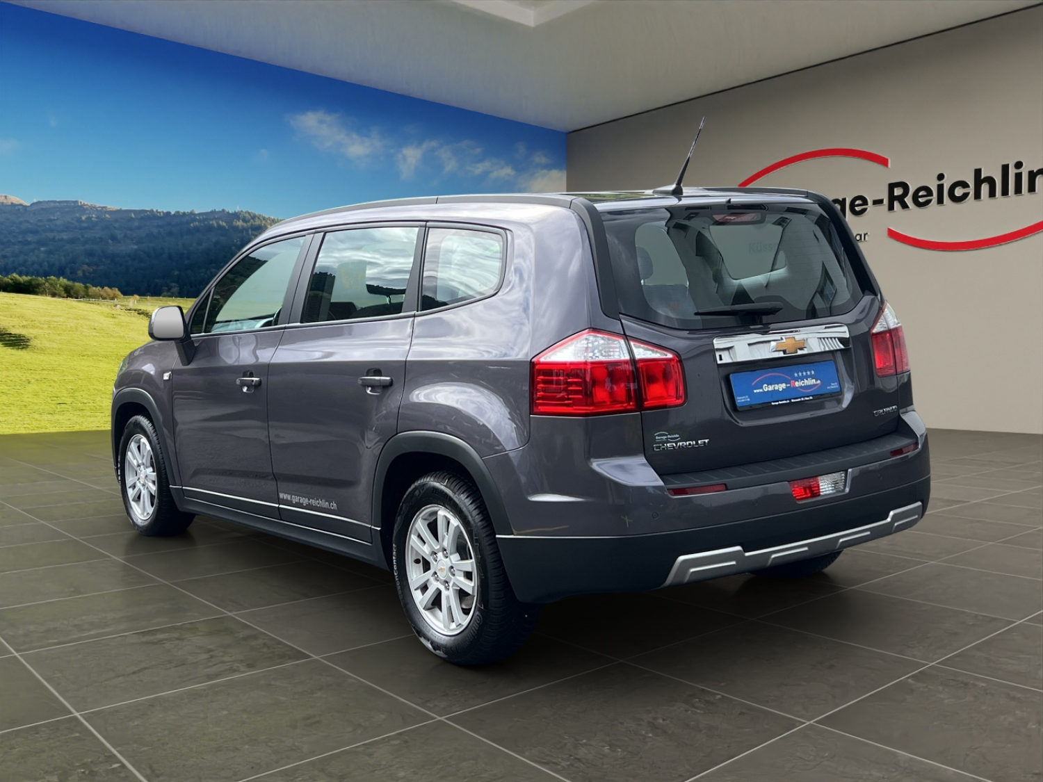 CHEVROLET Orlando 2.0 VCDi LS-image-2