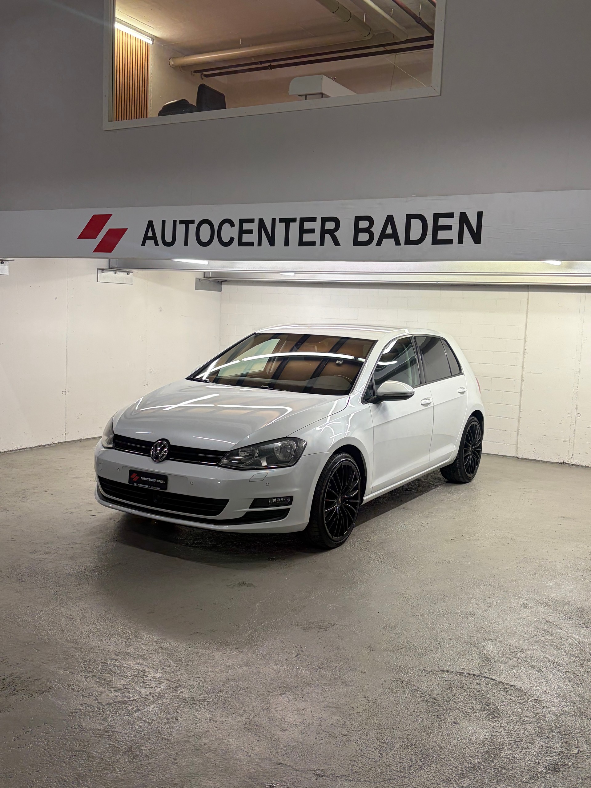 VW Golf 2.0 TDI Comfortline DSG-image-0