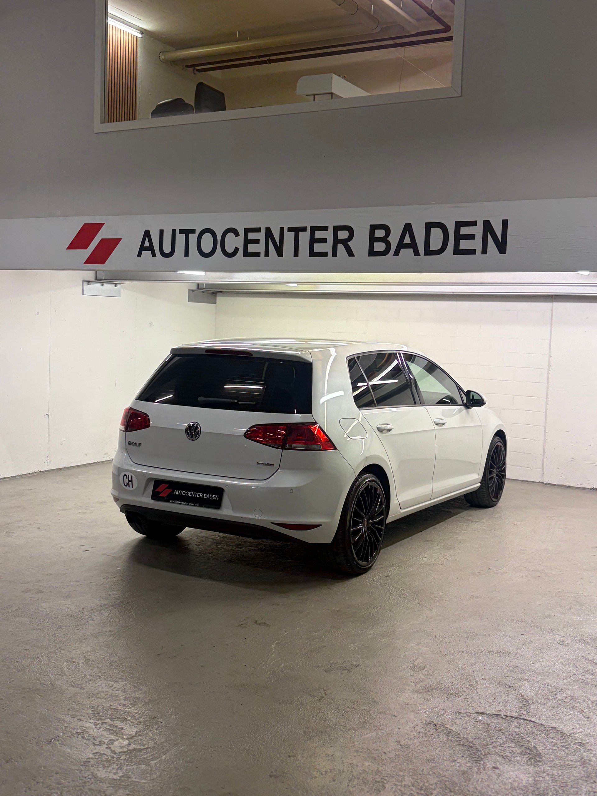 VW Golf 2.0 TDI Comfortline DSG-image-3