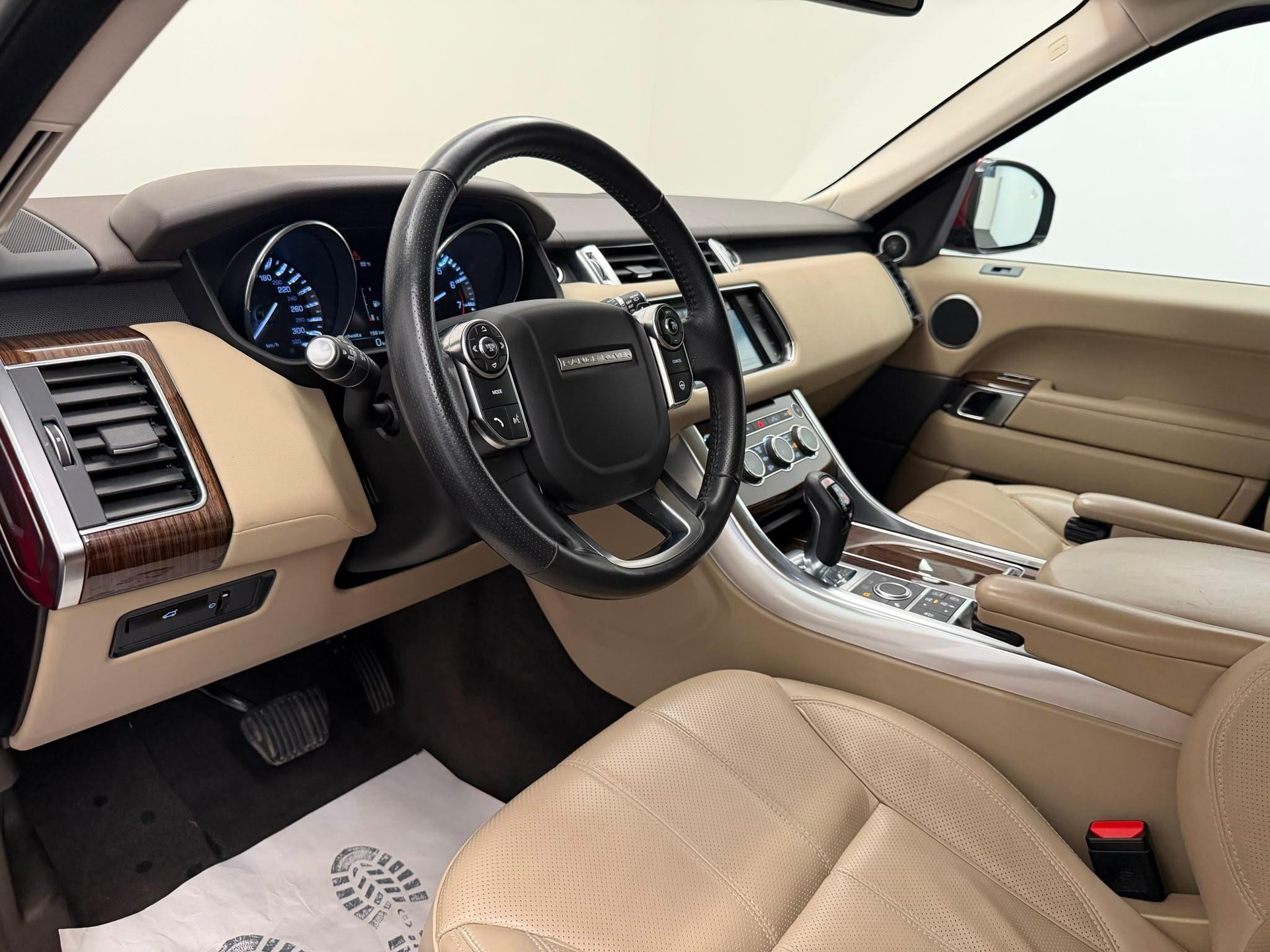 LAND ROVER Range Rover Sport 3.0 V6 SC HSE-image-9