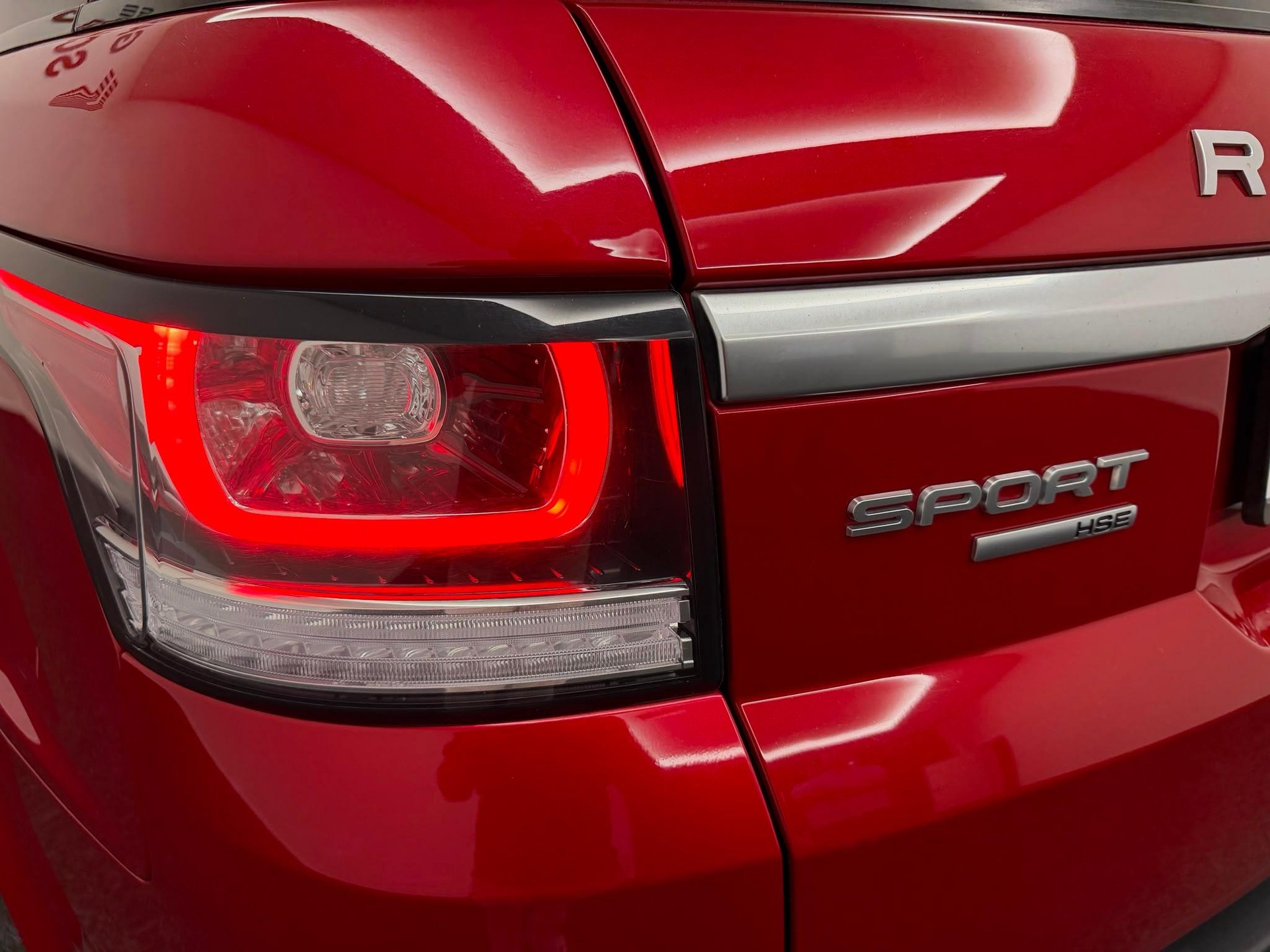 LAND ROVER Range Rover Sport 3.0 V6 SC HSE-image-8