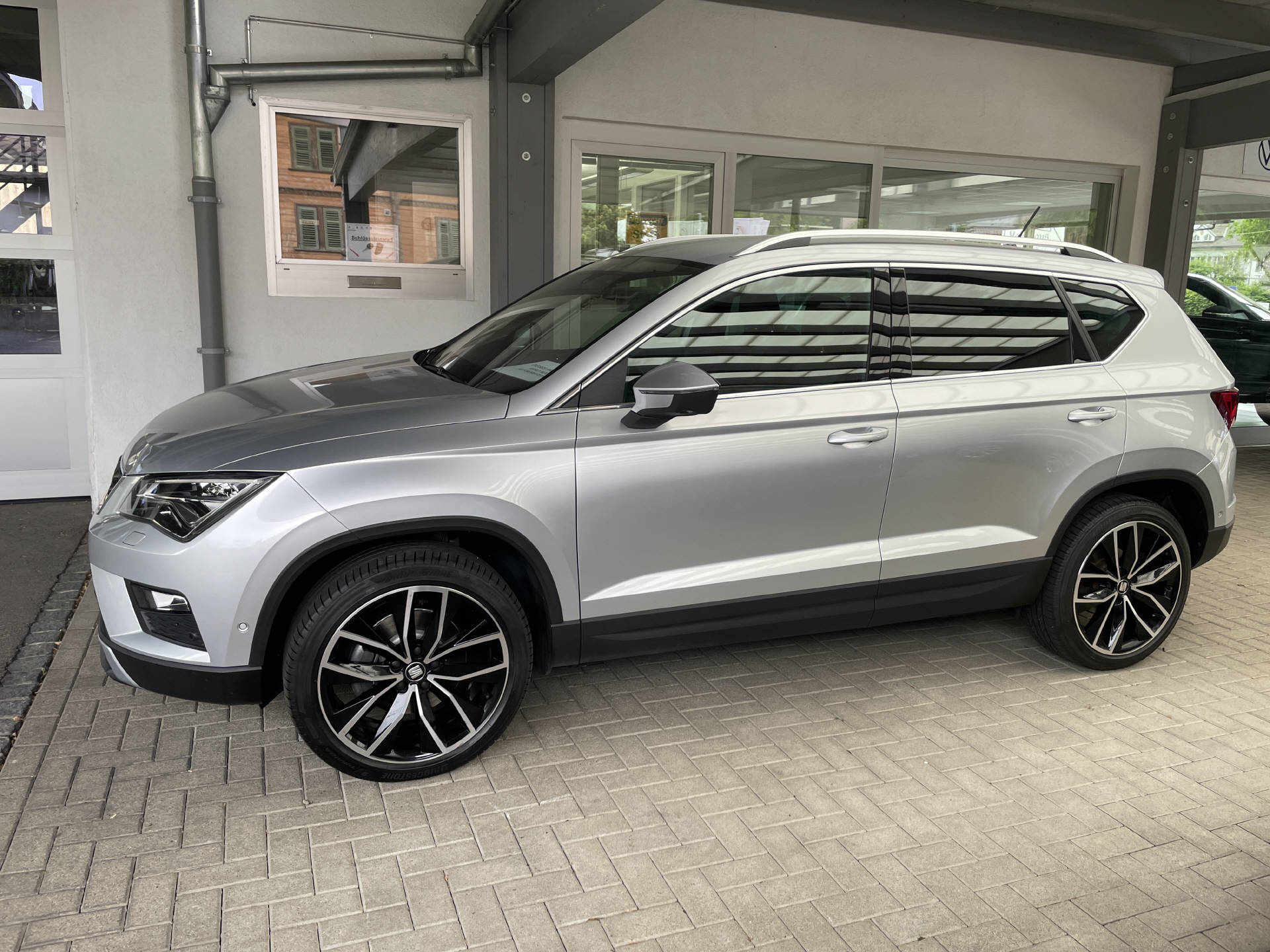 SEAT Ateca 1.4 TSI Xcellence 4Drive DSG-image-1