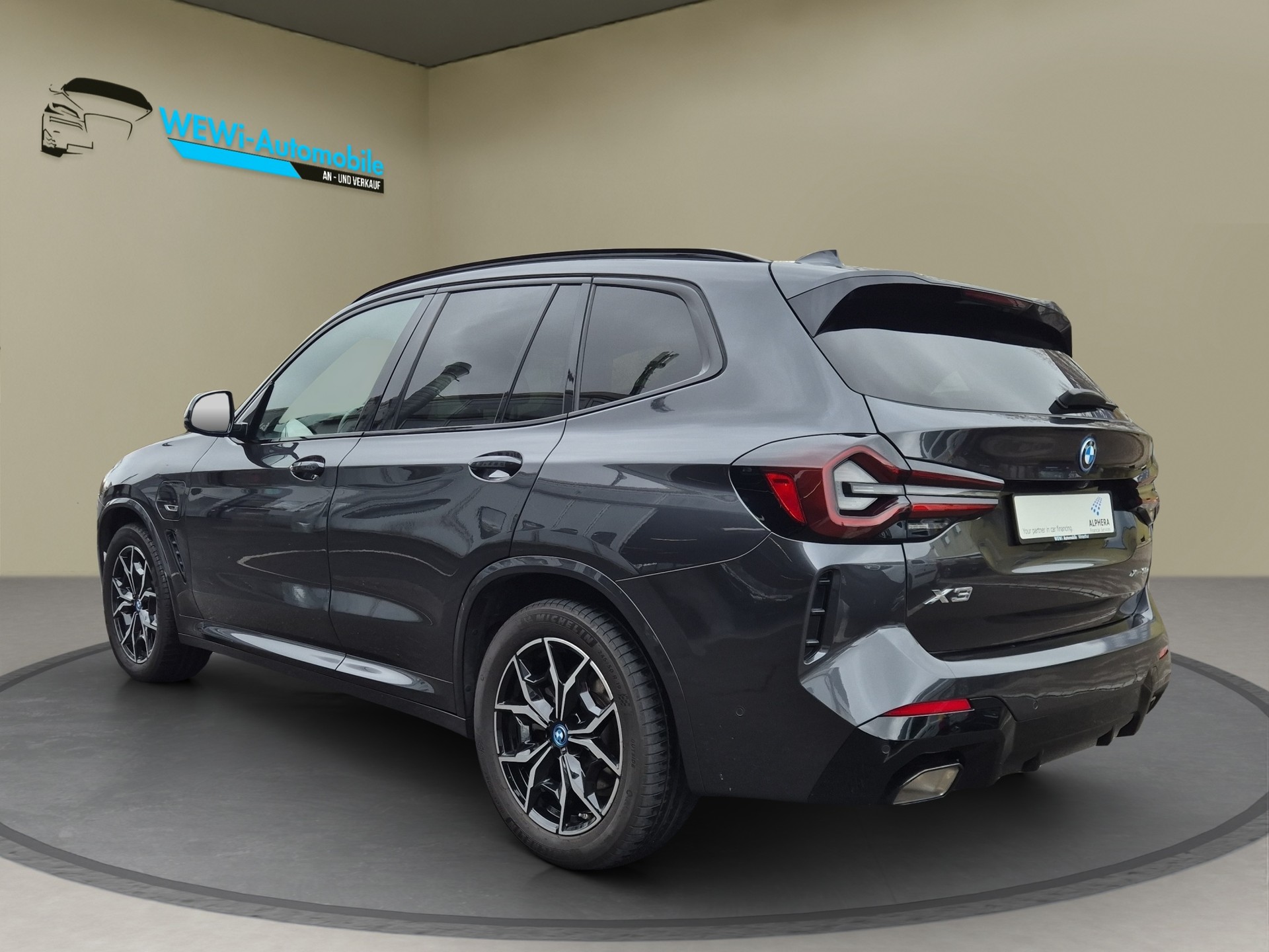 BMW X3 xDrive 30e M Sport-image-2