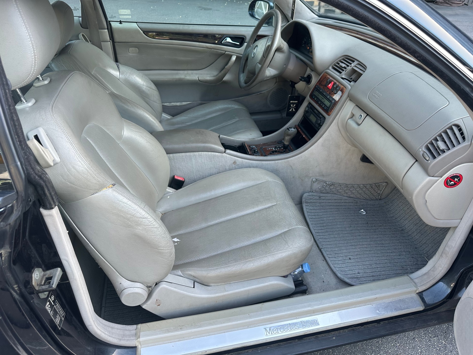MERCEDES-BENZ CLK 320 Elégance Automatic-image-9
