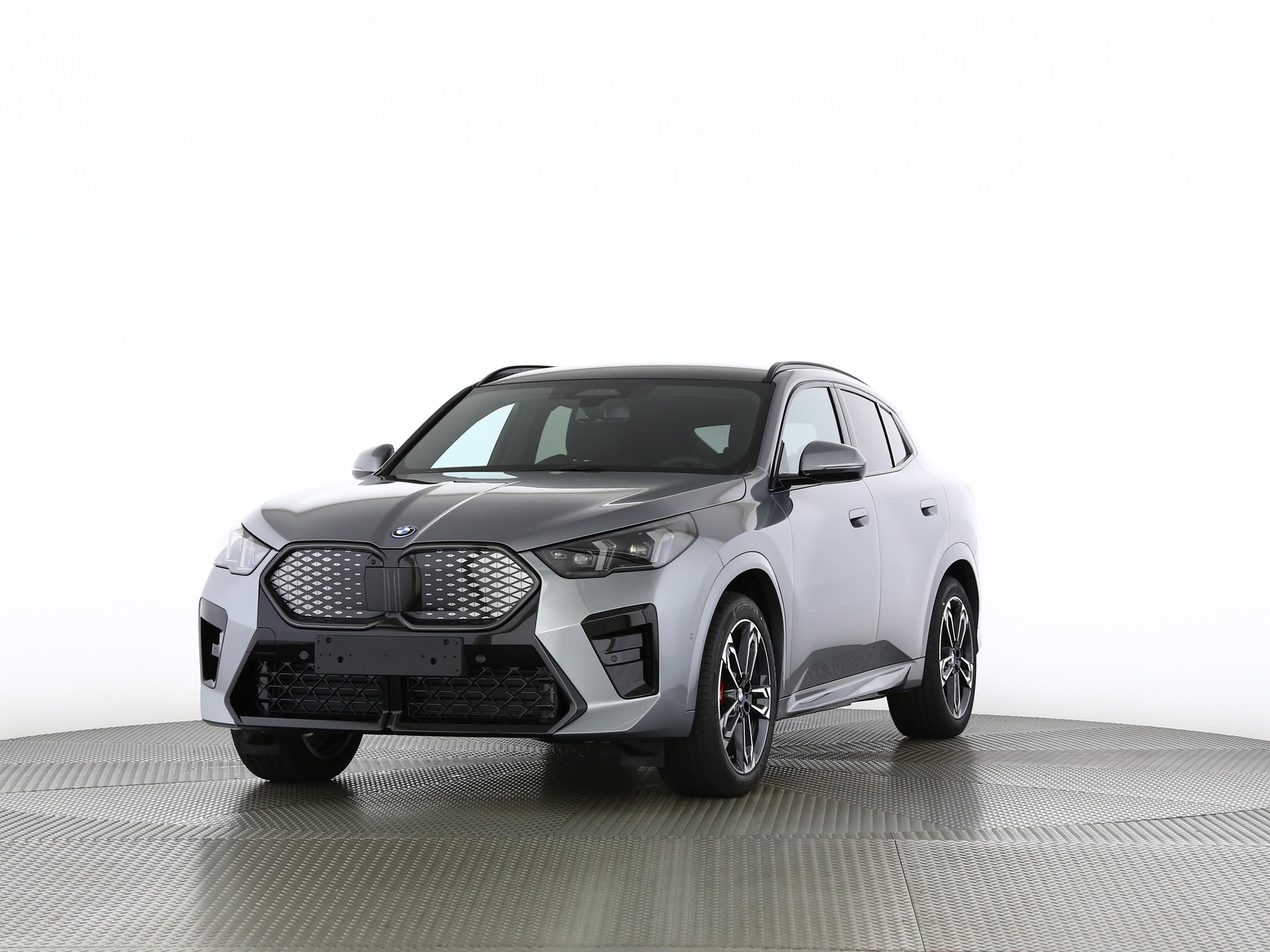BMW iX2 20 eDrive-image-0
