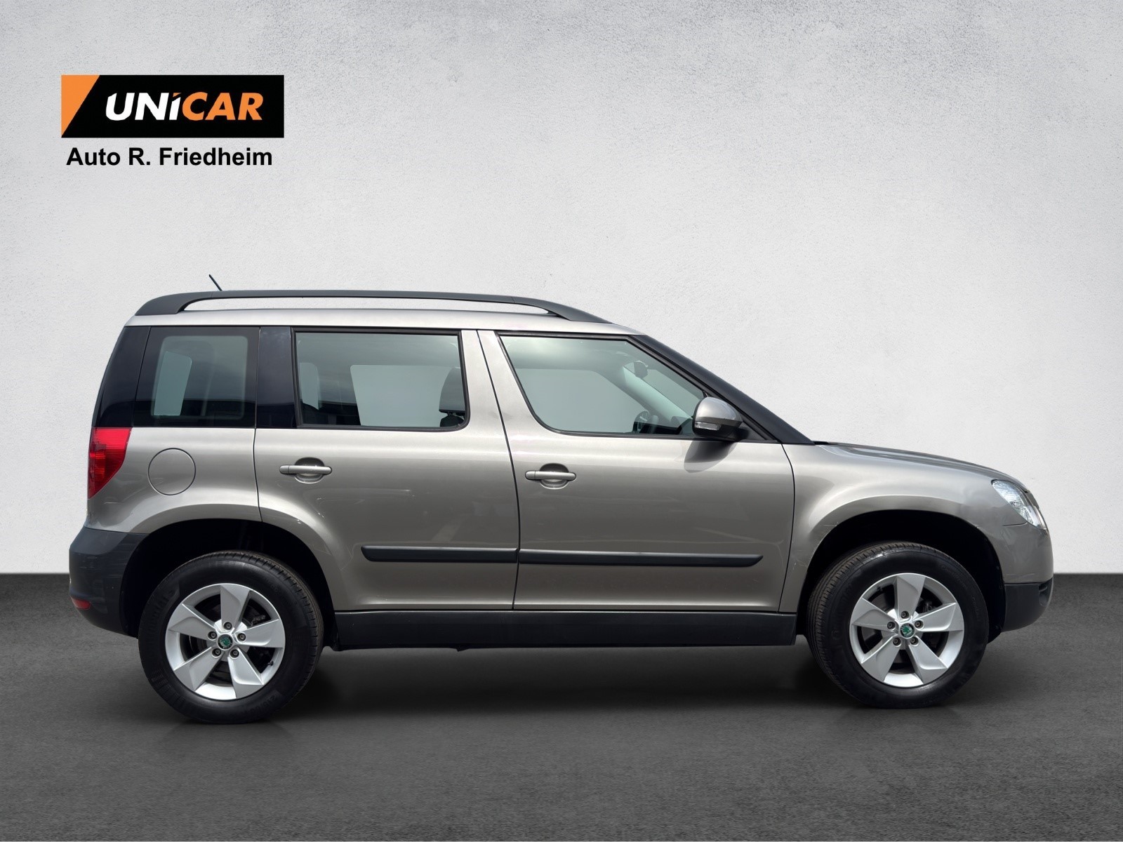 SKODA Yeti 2.0 TDI Active 4x4 DSG-image-7
