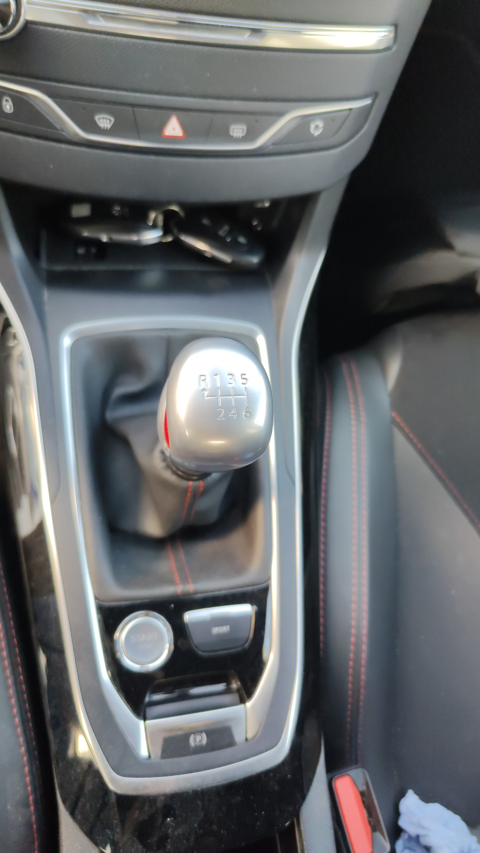 PEUGEOT 308 1.6 GTi-image-26
