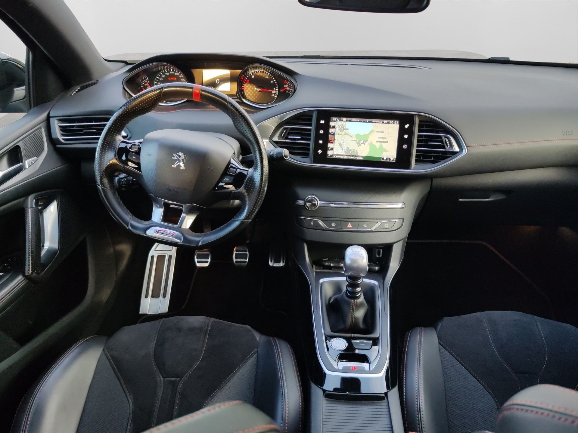 PEUGEOT 308 1.6 GTi-image-19