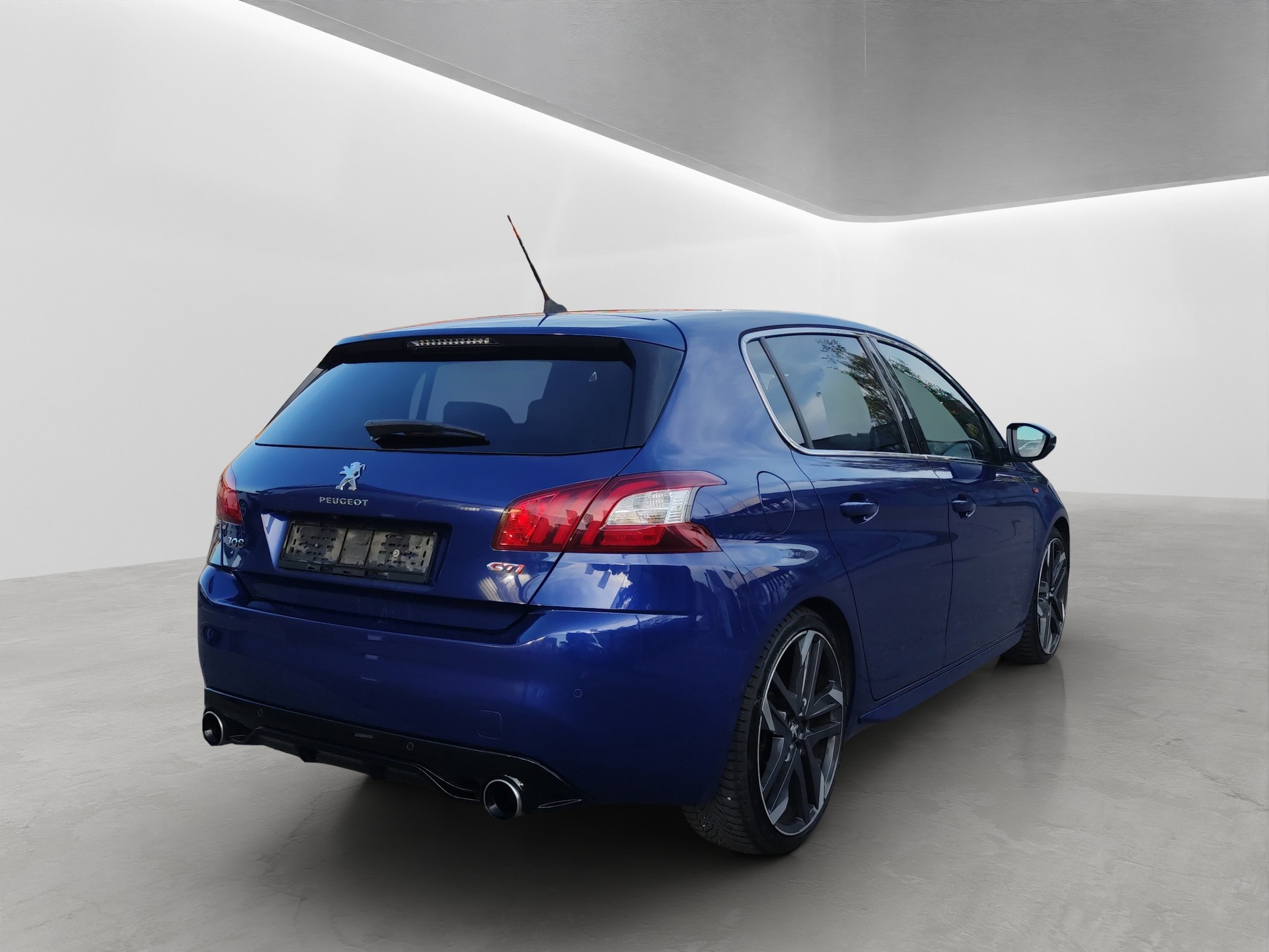 PEUGEOT 308 1.6 GTi-image-7