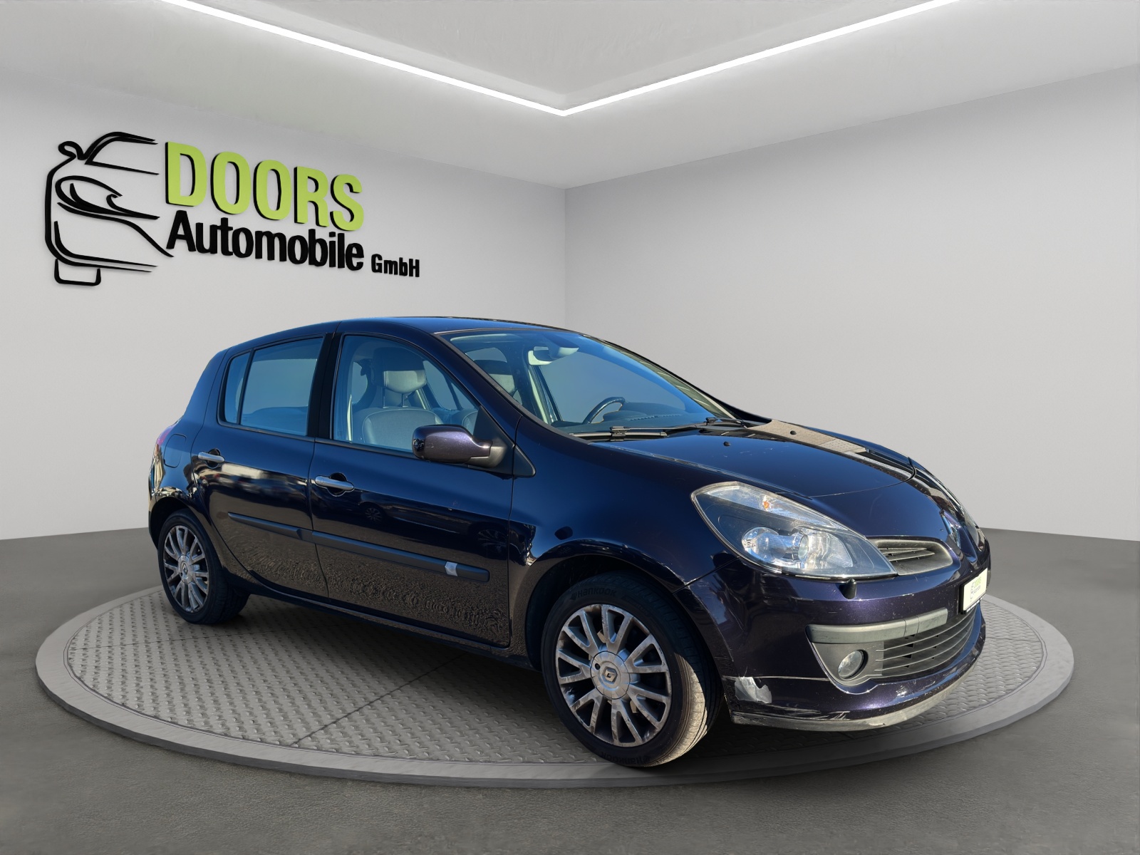 RENAULT Clio 2.0 16V Privilège Automatic-image-0