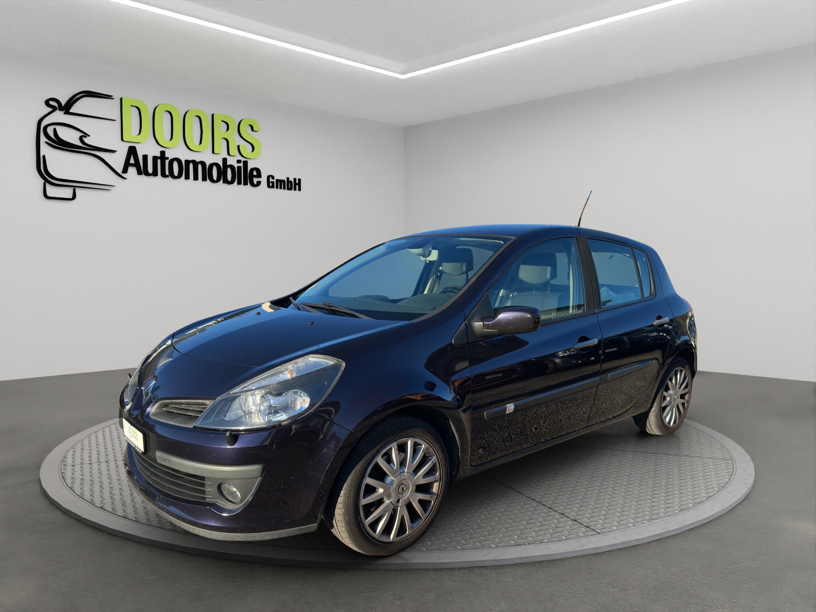 RENAULT Clio 2.0 16V Privilège Automatic-image-2