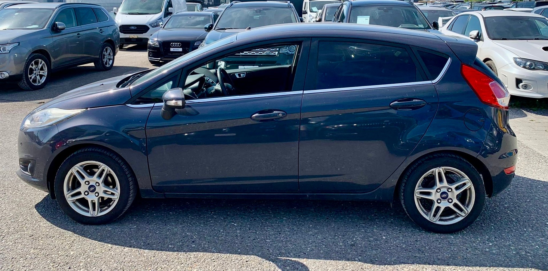 FORD Fiesta 1.0 SCTi Titanium (Klimatronik * Alufelgen * Sensoren * Multilenkrad * BO5)-image-6