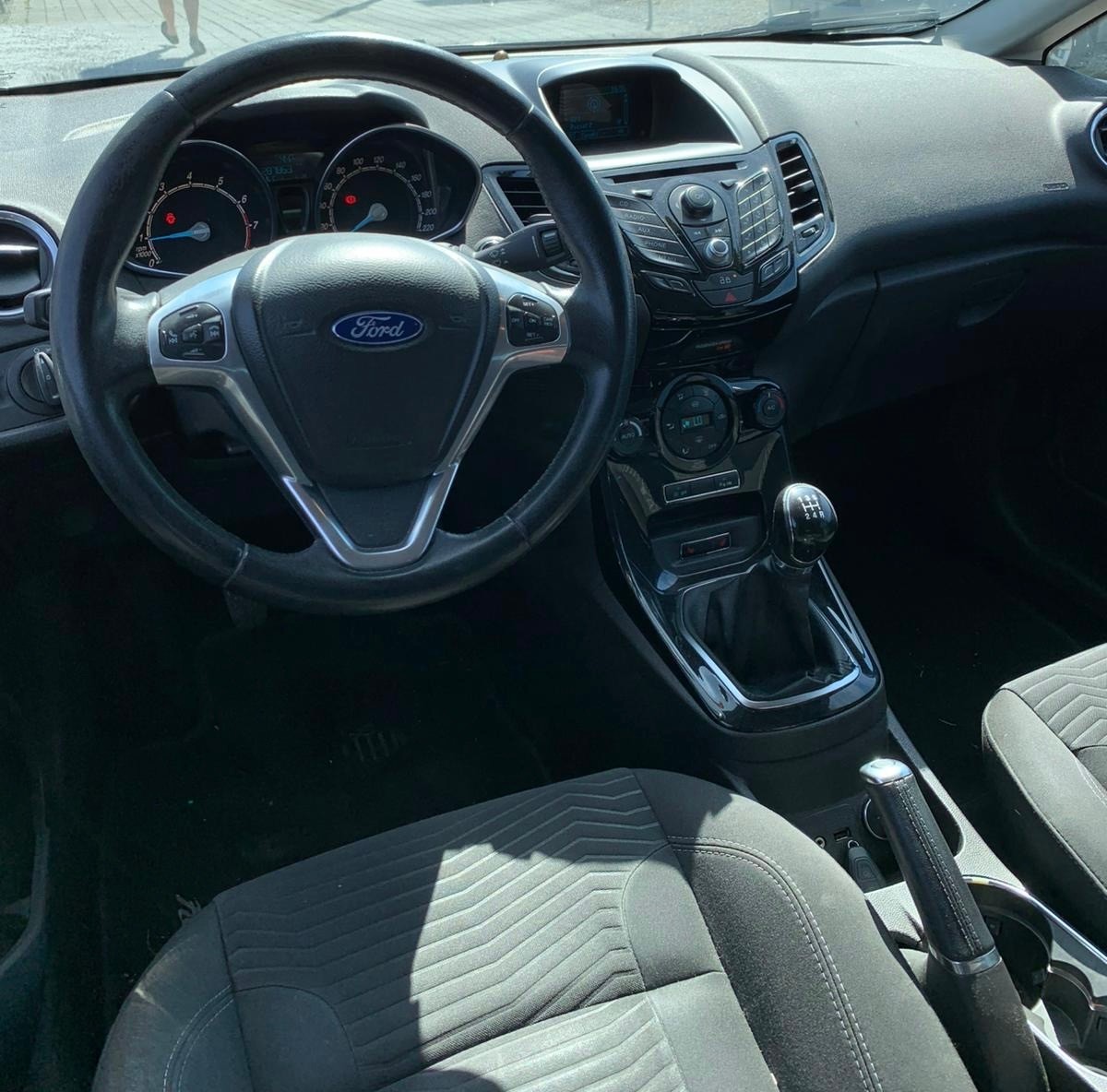 FORD Fiesta 1.0 SCTi Titanium (Klimatronik * Alufelgen * Sensoren * Multilenkrad * BO5)-image-11