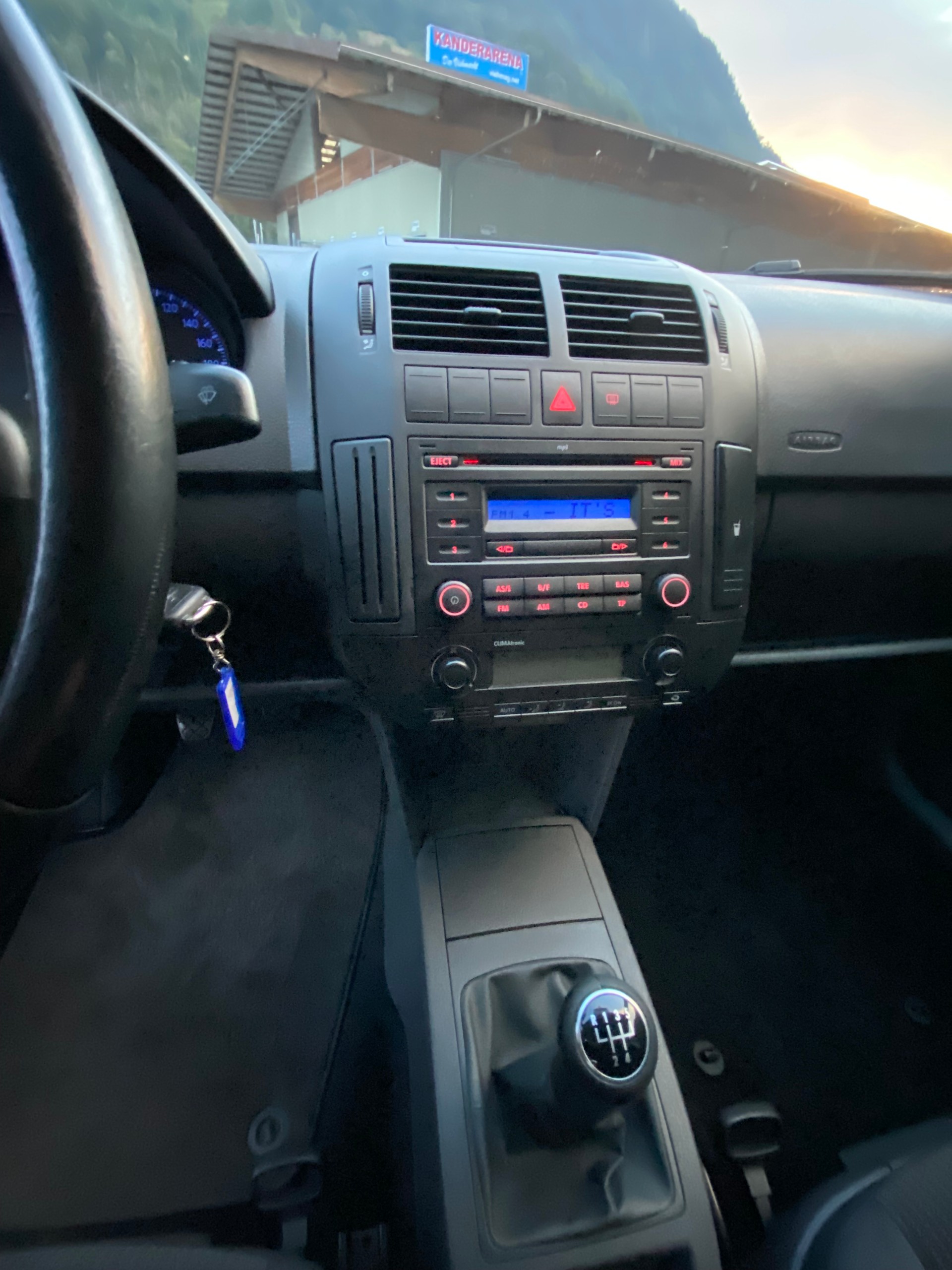VW Polo 1.2 12V Comfortline-image-9