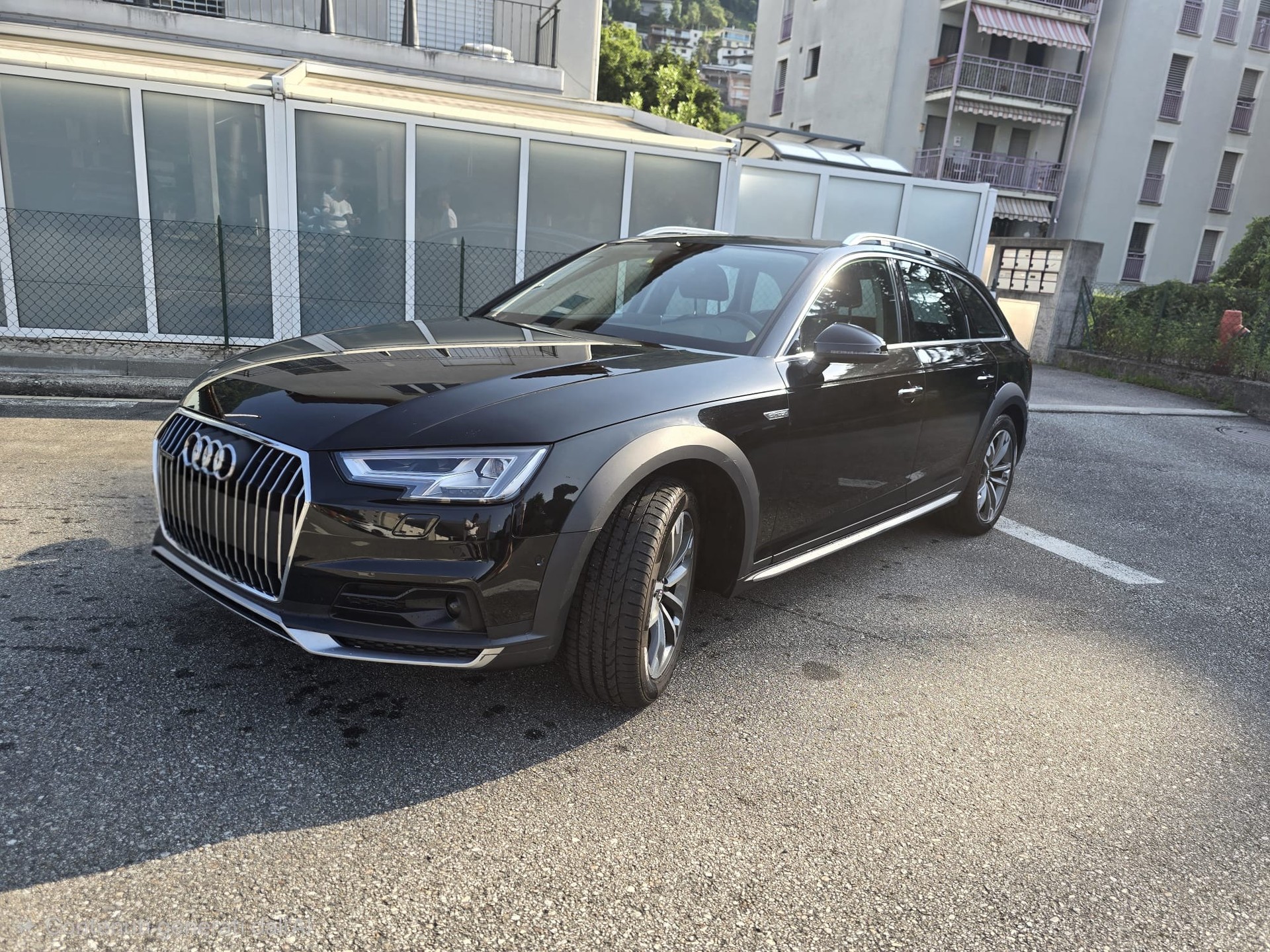 AUDI 2.0 TDI 190 quattro S-Tronic-image-0
