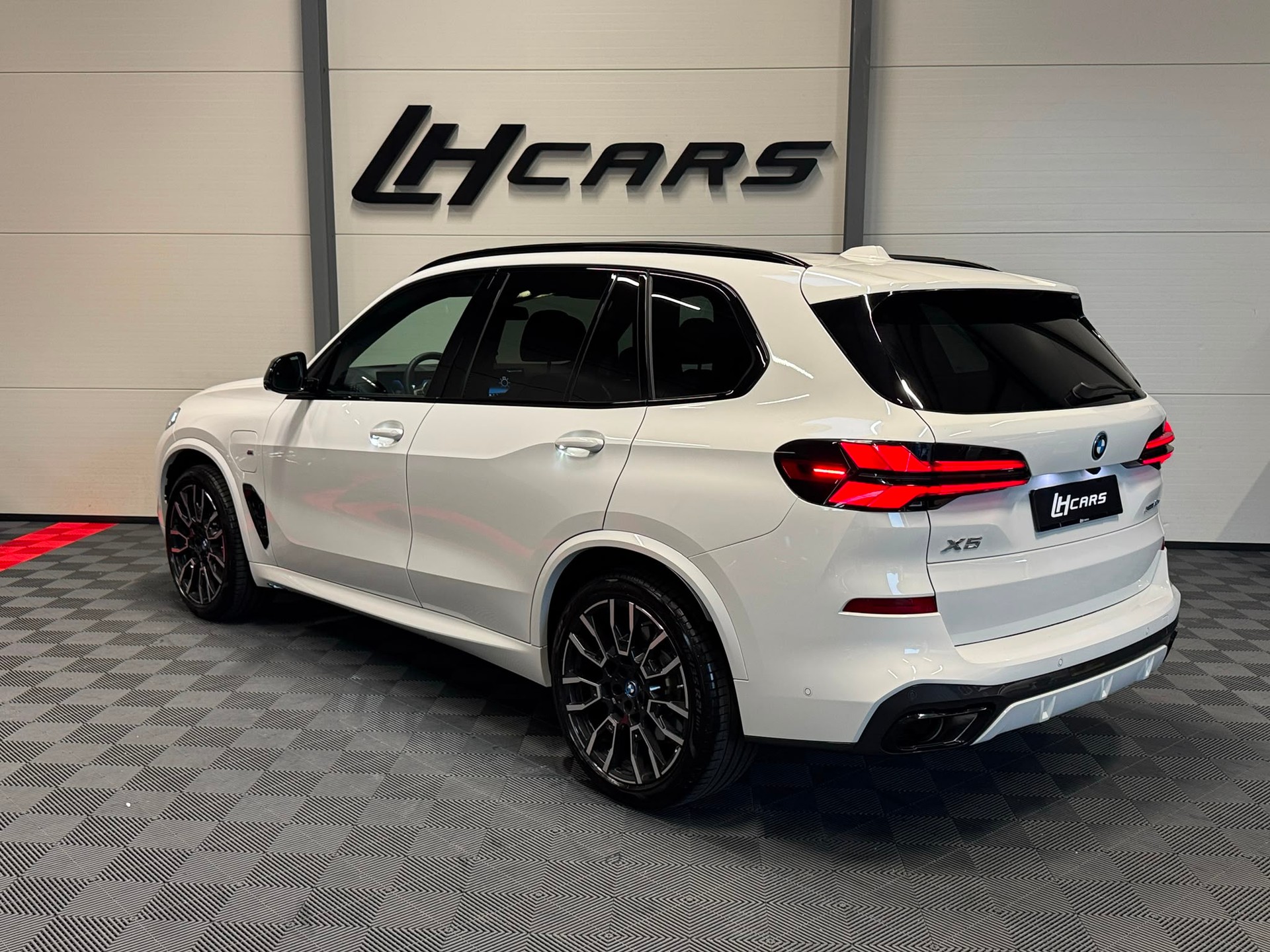BMW X5 50e xDrive SAG-image-2