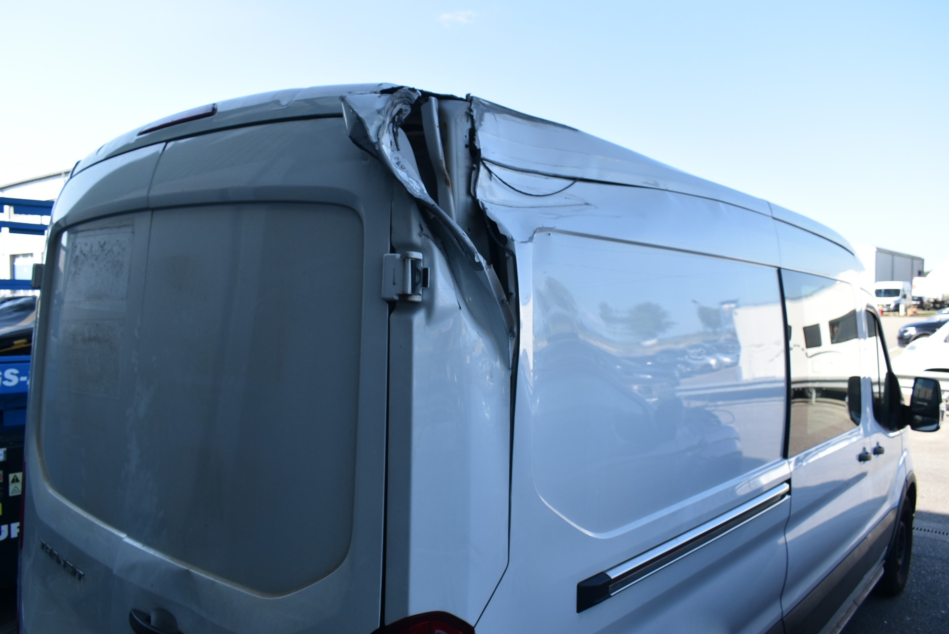 FORD Transit Van 350 L3 Trend 2.0 TDCi 130 FWD A-image-10