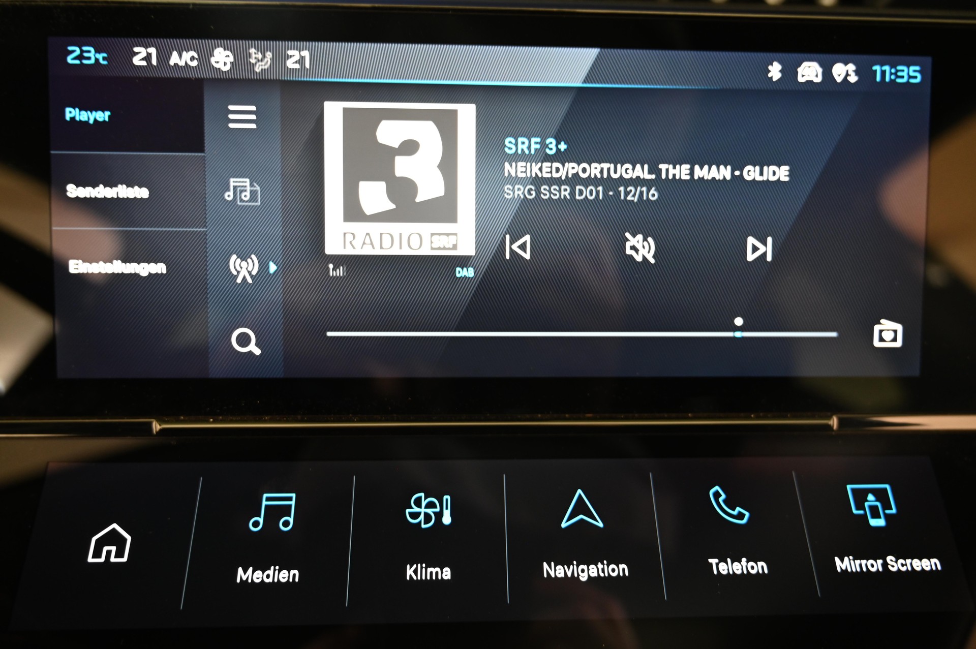 PEUGEOT 308 SW 1.6 PHEV 180 GT-image-11