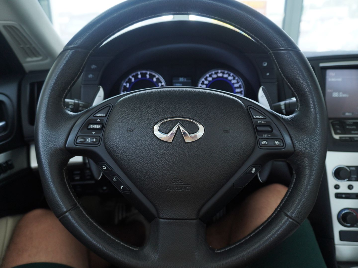 INFINITI Q60 Cabrio GT Premium Automatic-image-11