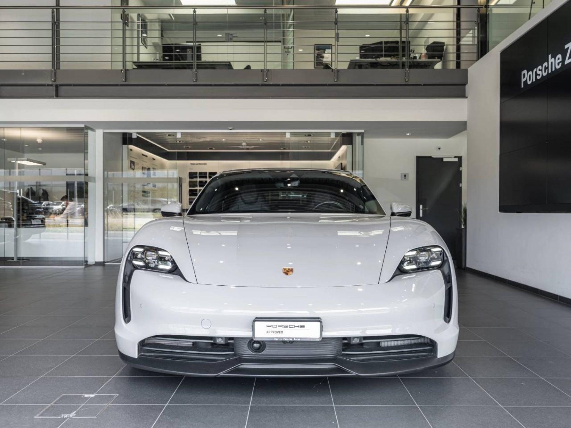 PORSCHE Taycan Sport Turismo-image-9