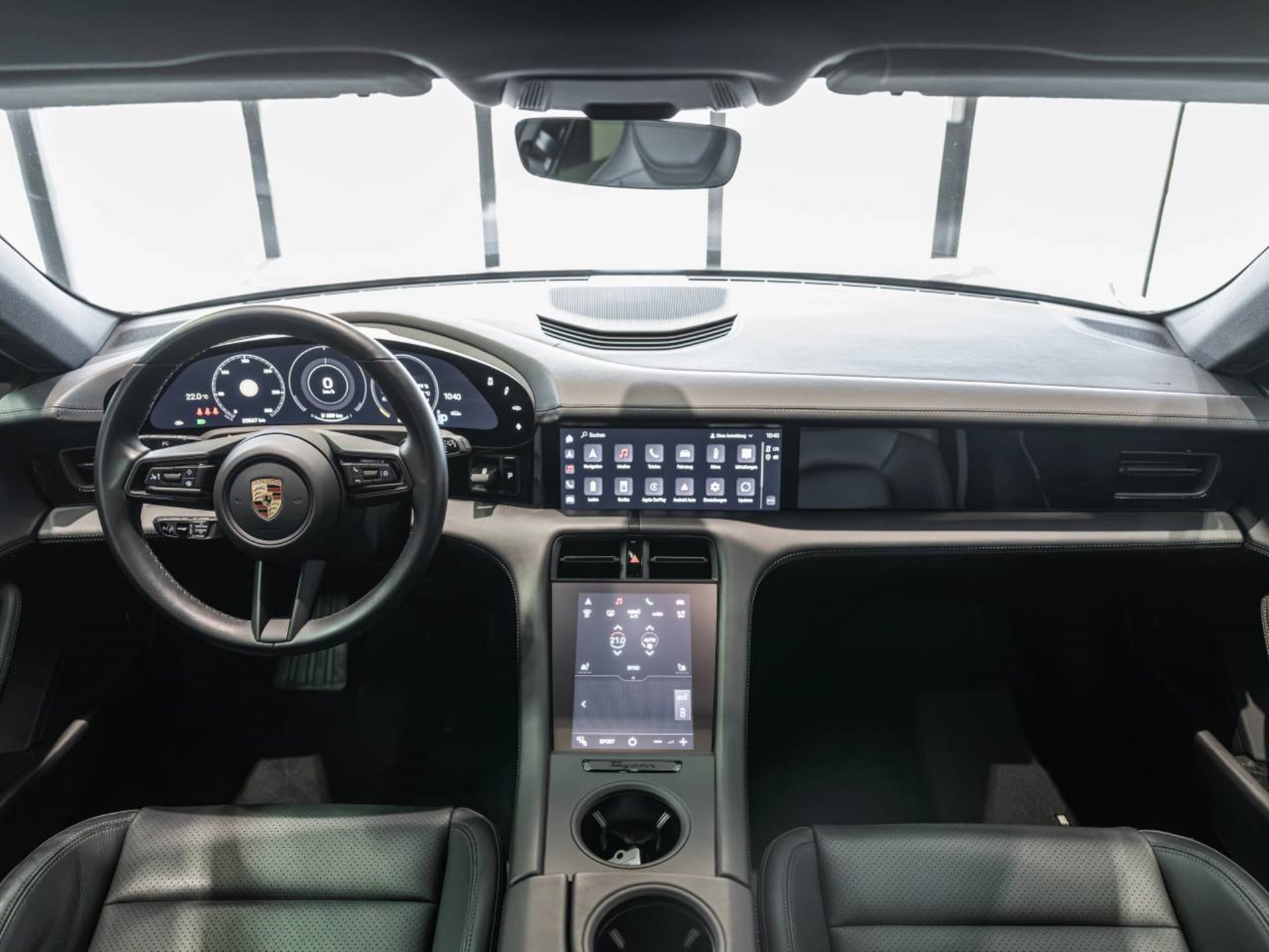 PORSCHE Taycan Sport Turismo-image-16