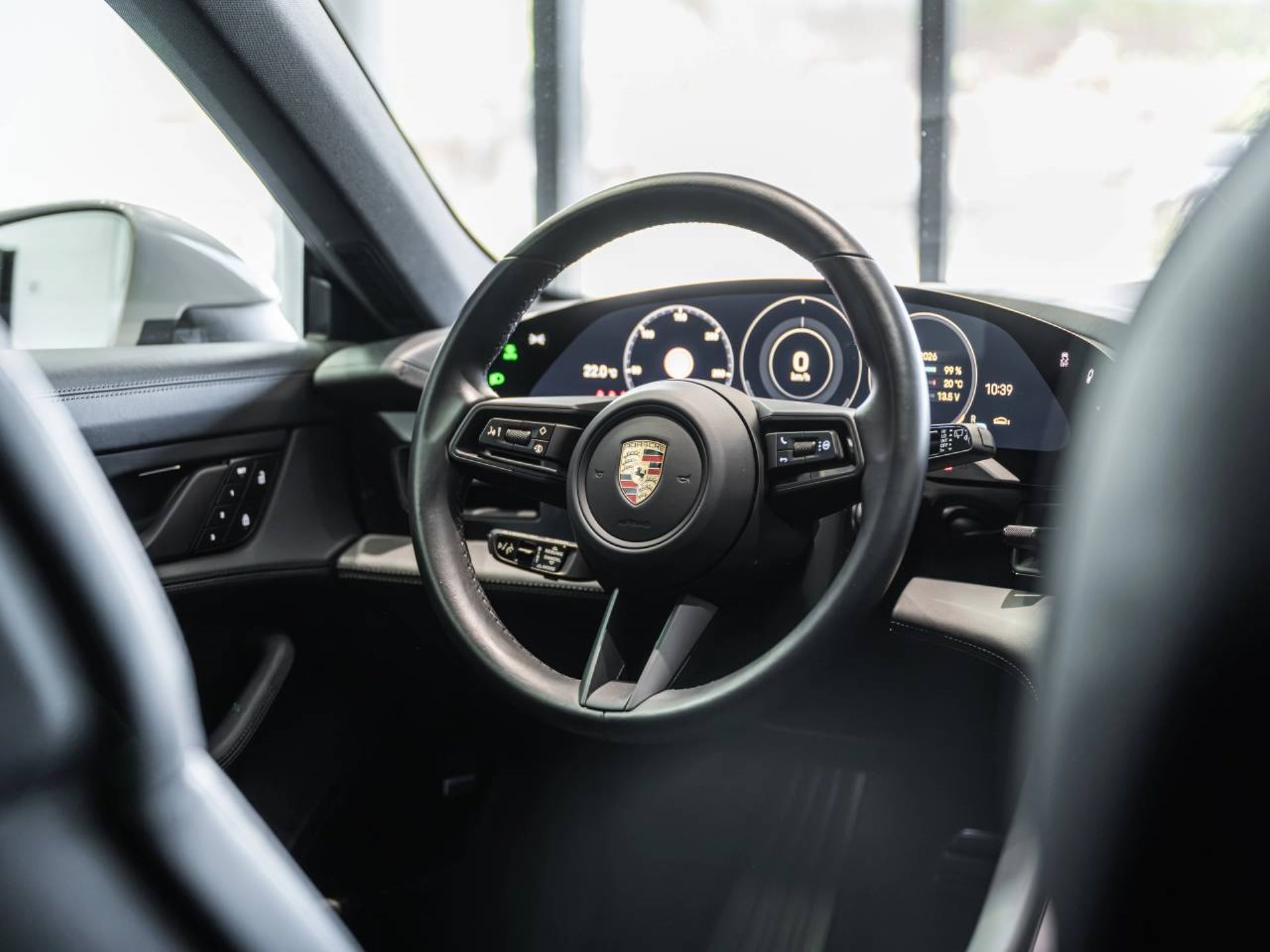 PORSCHE Taycan Sport Turismo-image-15