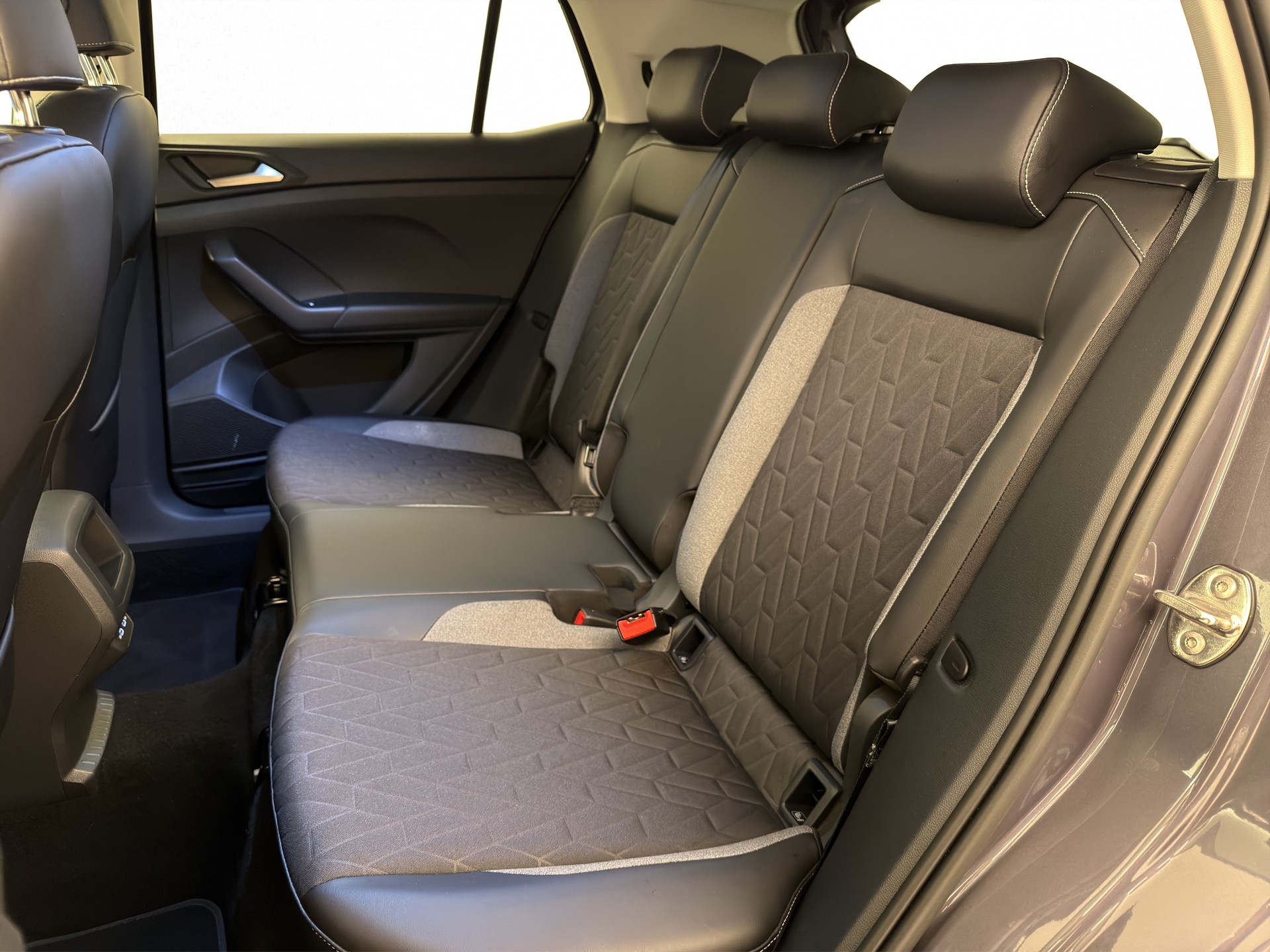 VW T-Cross 1.0 TSI 115 Goal DSG-image-12