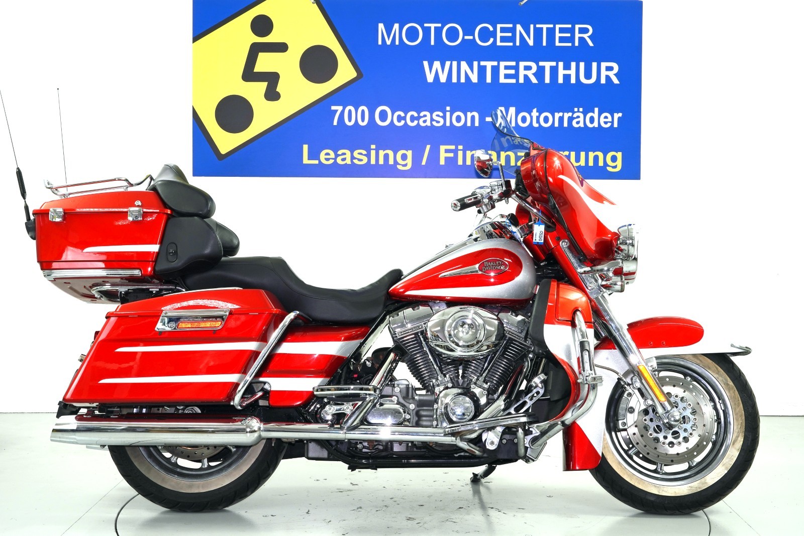 HARLEY-DAVIDSON FLHTCUSE3