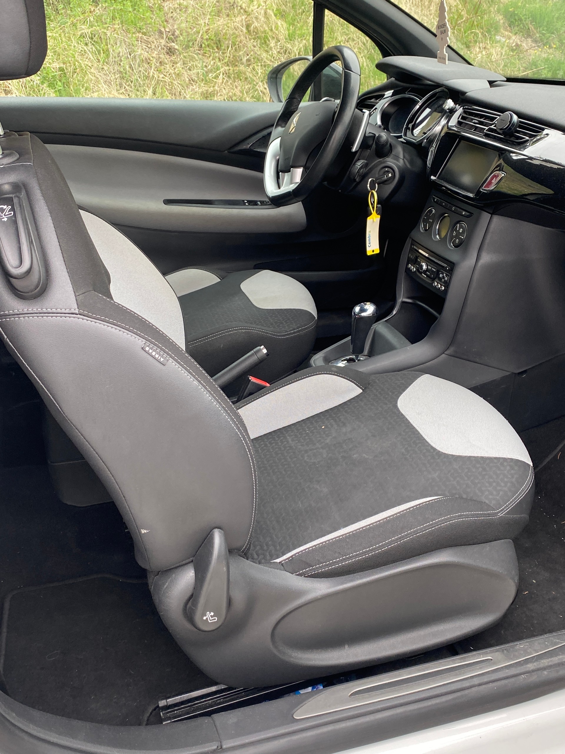 DS AUTOMOBILES DS3 1.4 VTi Chic EGS5-image-5