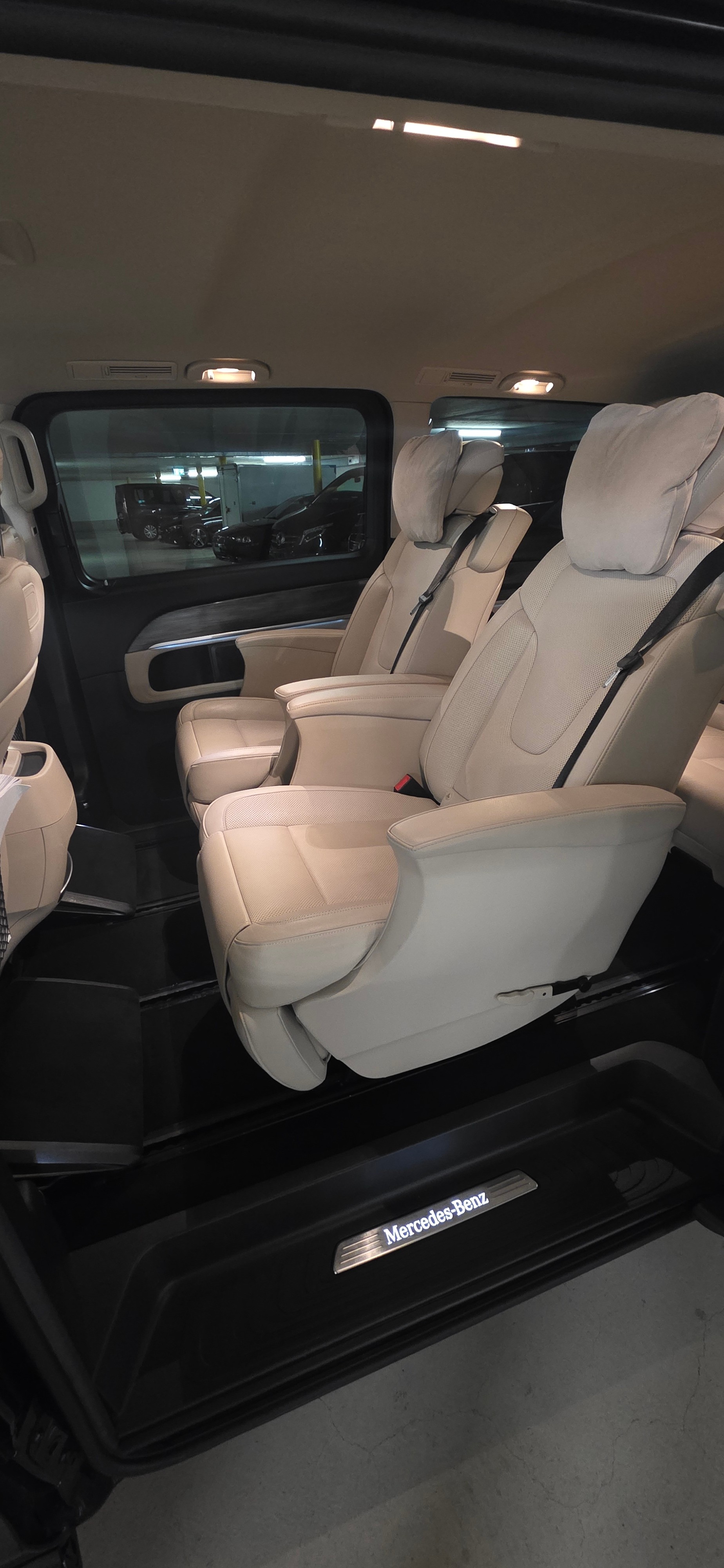 MERCEDES-BENZ V 300 d Swiss Ed. Extra Lang 4x4 VIP Sitze-image-4