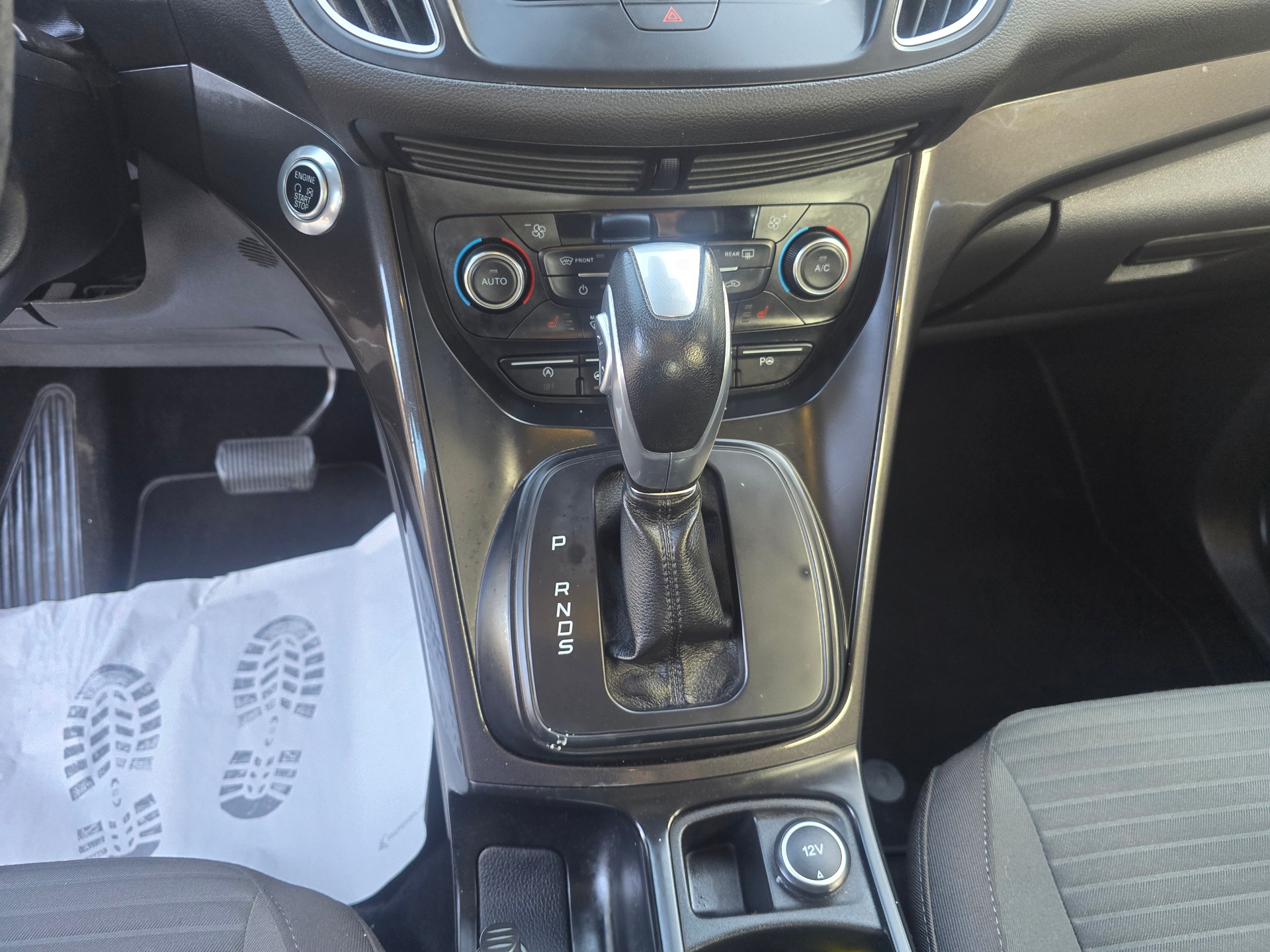 FORD GrC-Max 2.0 TDCi Titanium PowerShift Automat-image-17