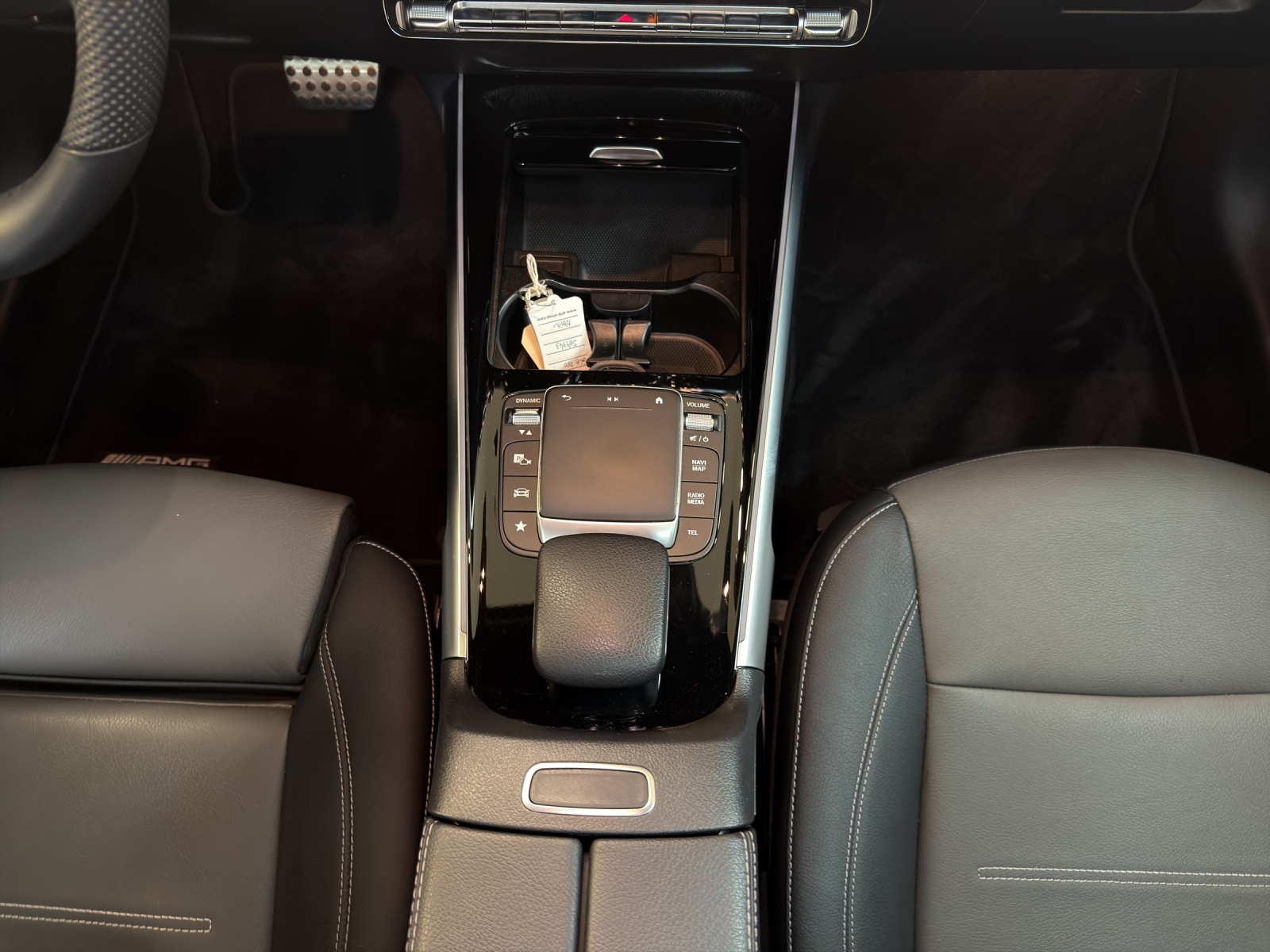 MERCEDES-BENZ GLB 250 AMG Line 4 MATIC-image-15