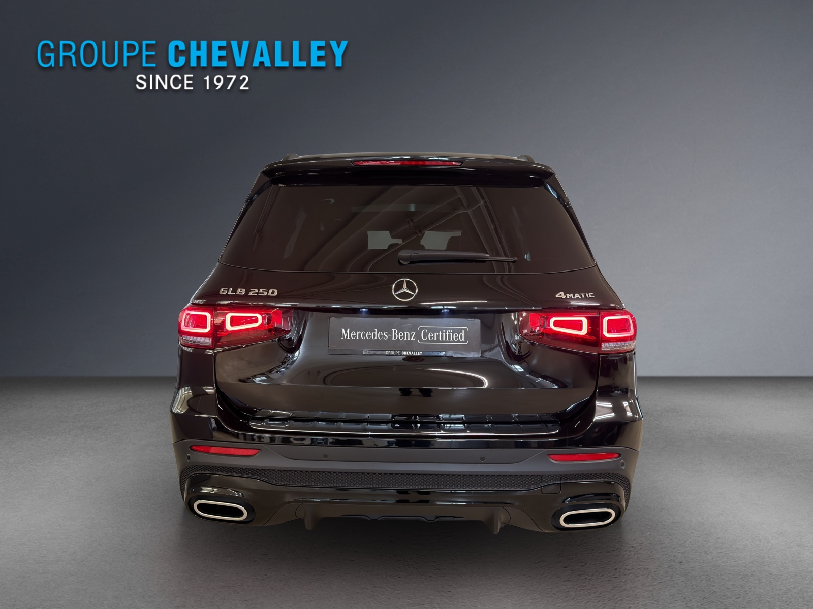 MERCEDES-BENZ GLB 250 AMG Line 4 MATIC-image-4