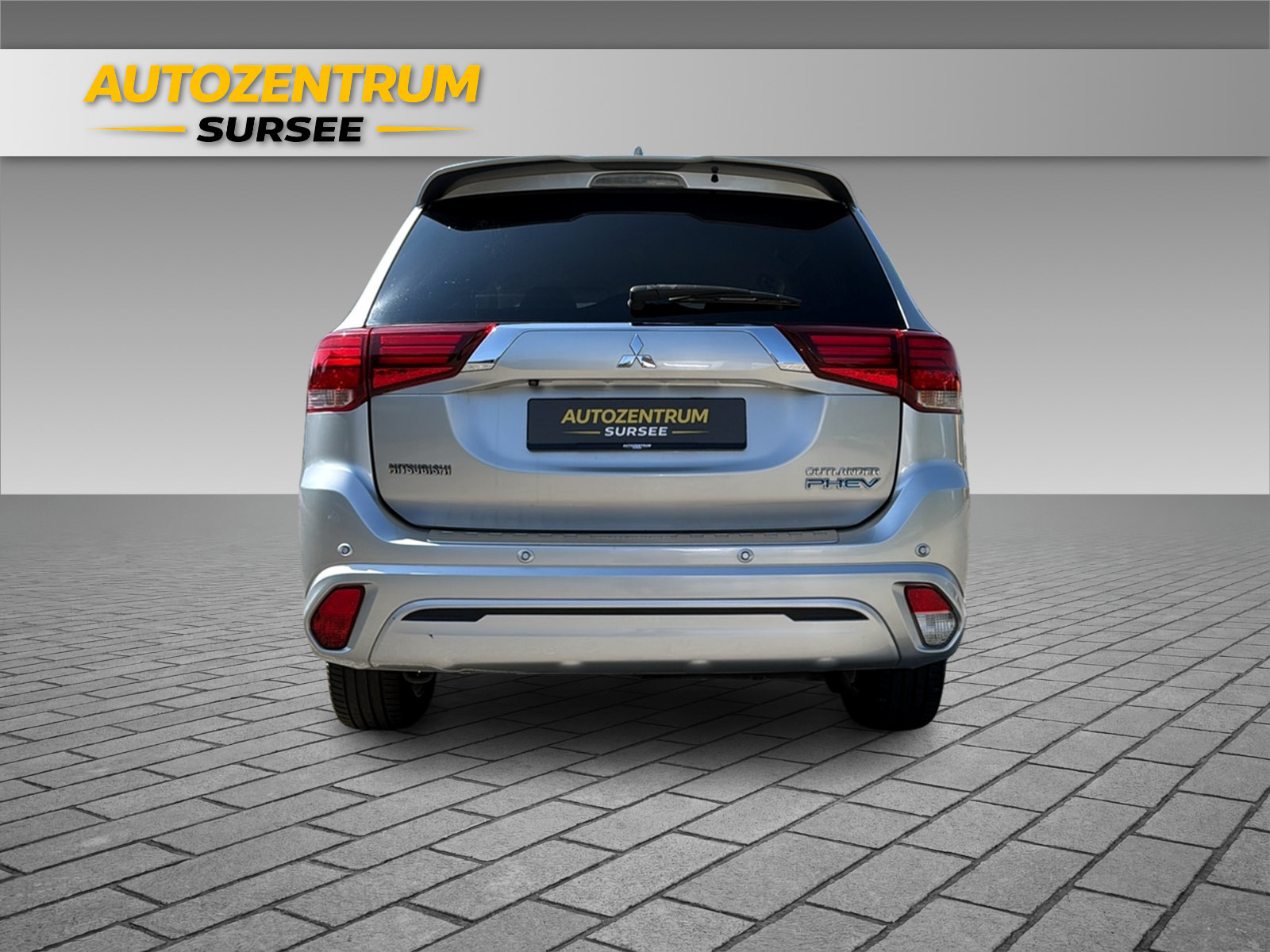 MITSUBISHI Outlander 2.4 PHEV Style-image-8