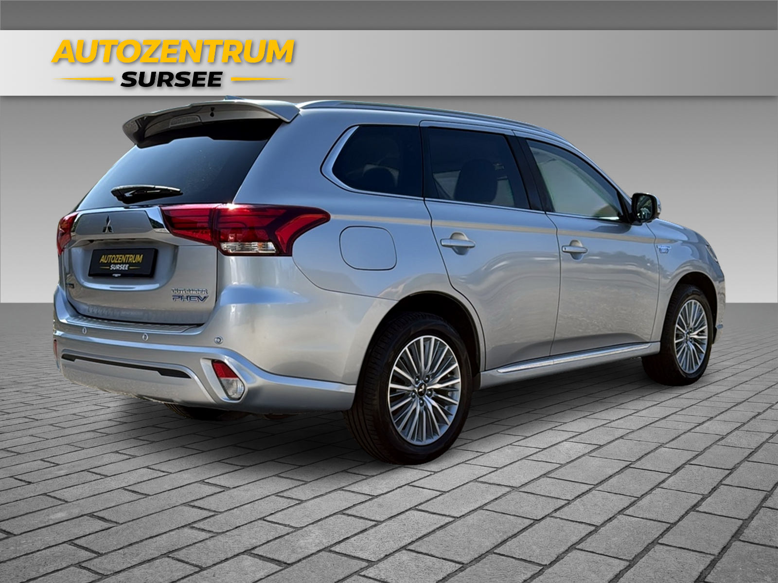 MITSUBISHI Outlander 2.4 PHEV Style-image-6