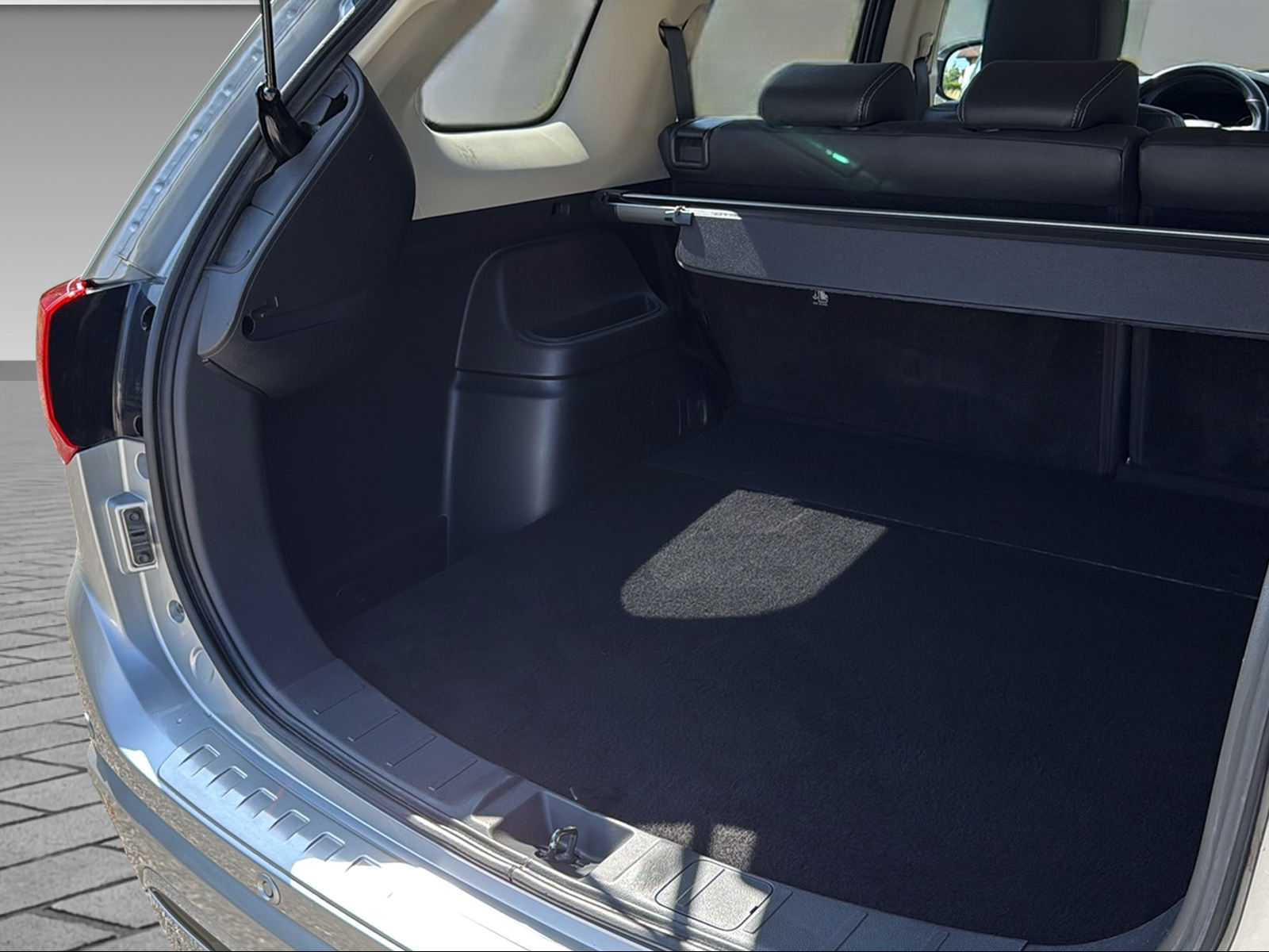 MITSUBISHI Outlander 2.4 PHEV Style-image-21