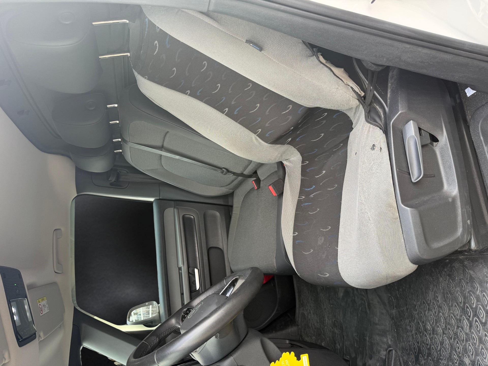 VW ID.Buzz Cargo 61kWh-image-5