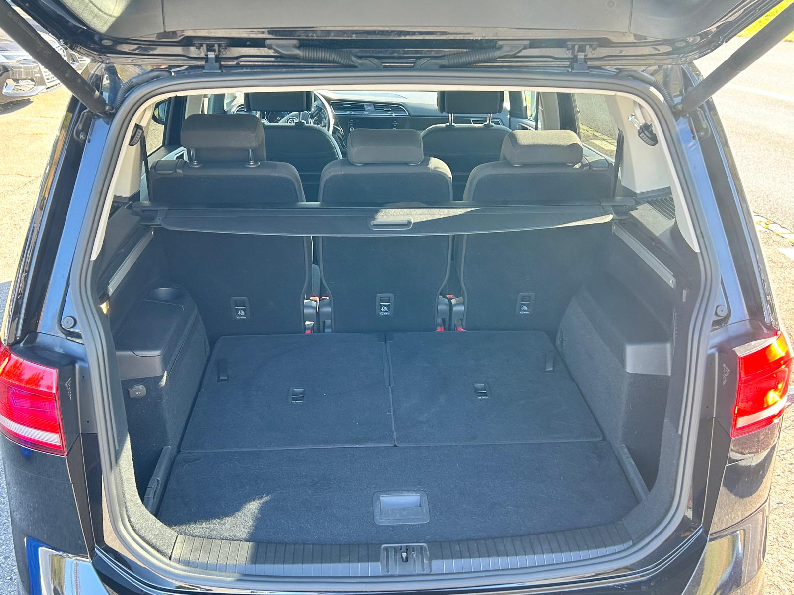 VW Touran 1.5 TSI EVO Comfortline DSG-image-17