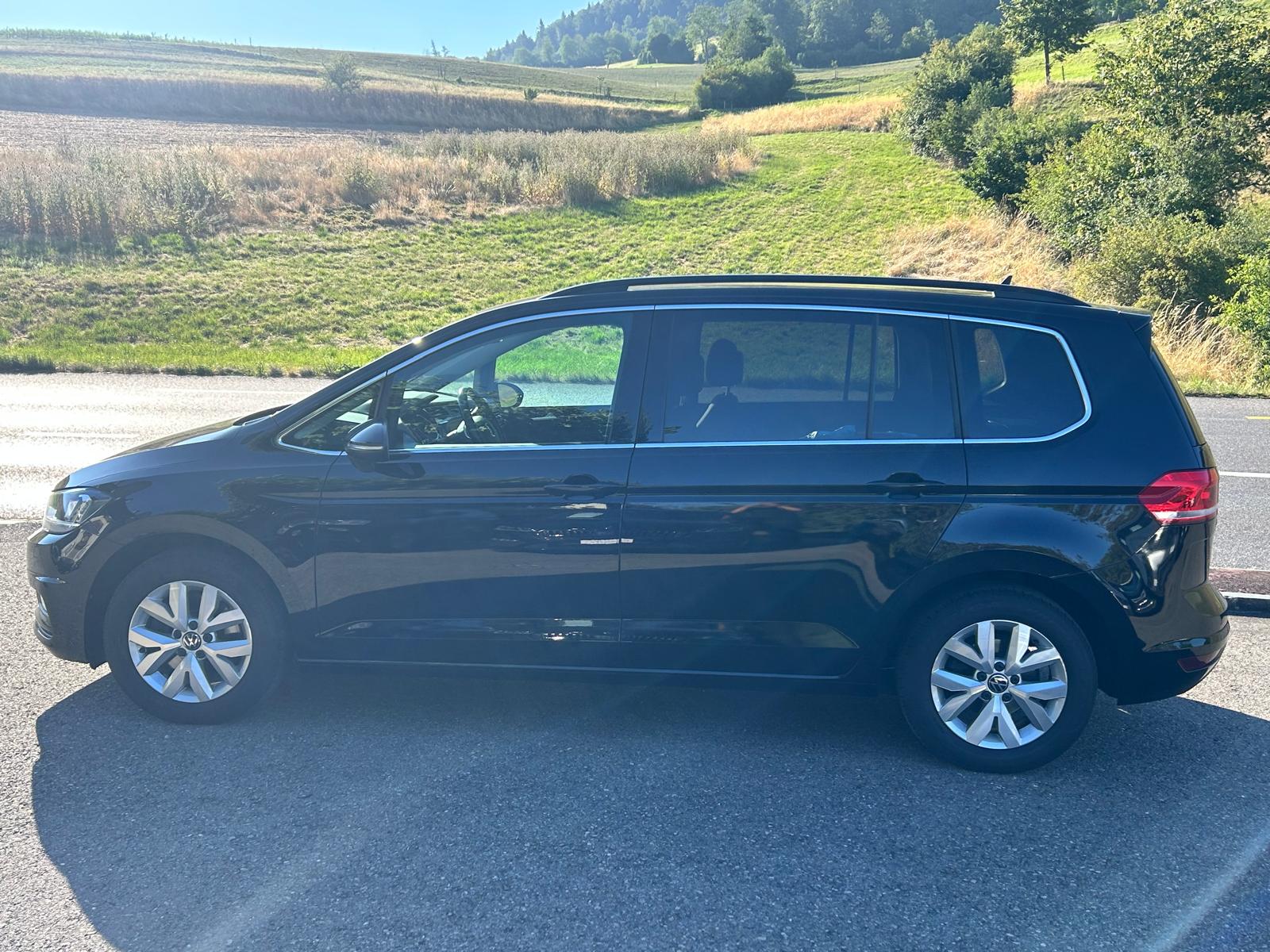VW Touran 1.5 TSI EVO Comfortline DSG-image-2