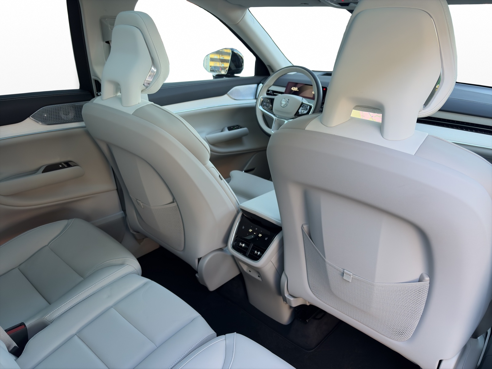 VOLVO EX90 Twin Performance Ultra AWD-image-18