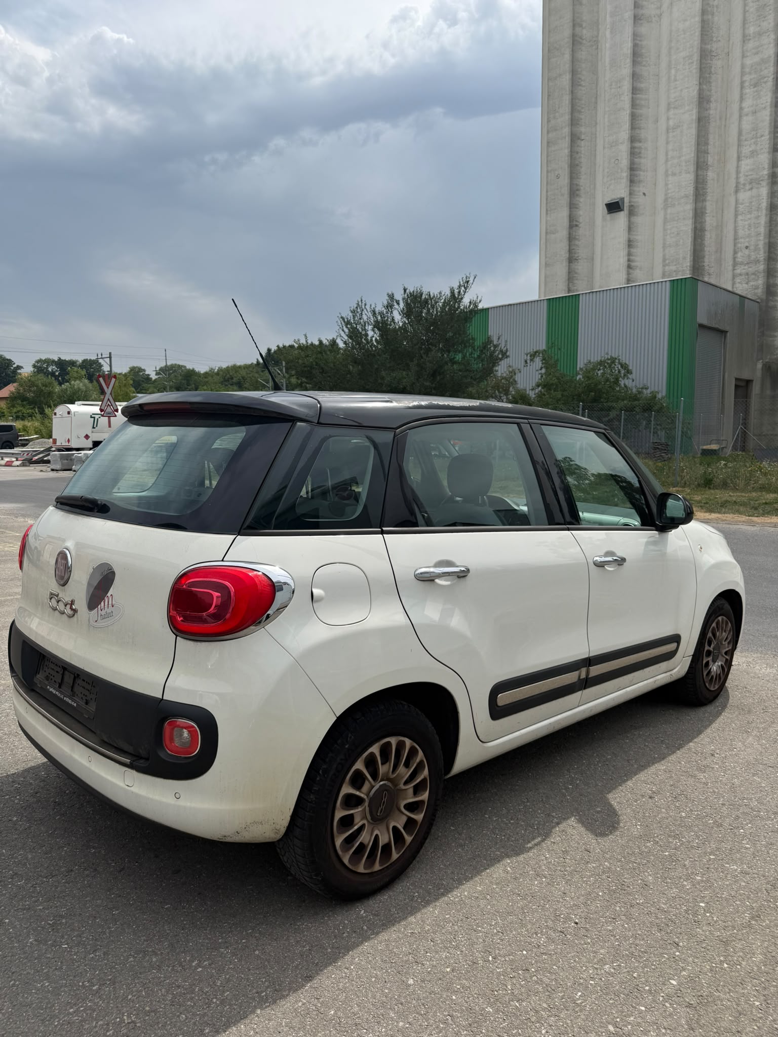 FIAT 500L 1.4 16V Lounge-image-7