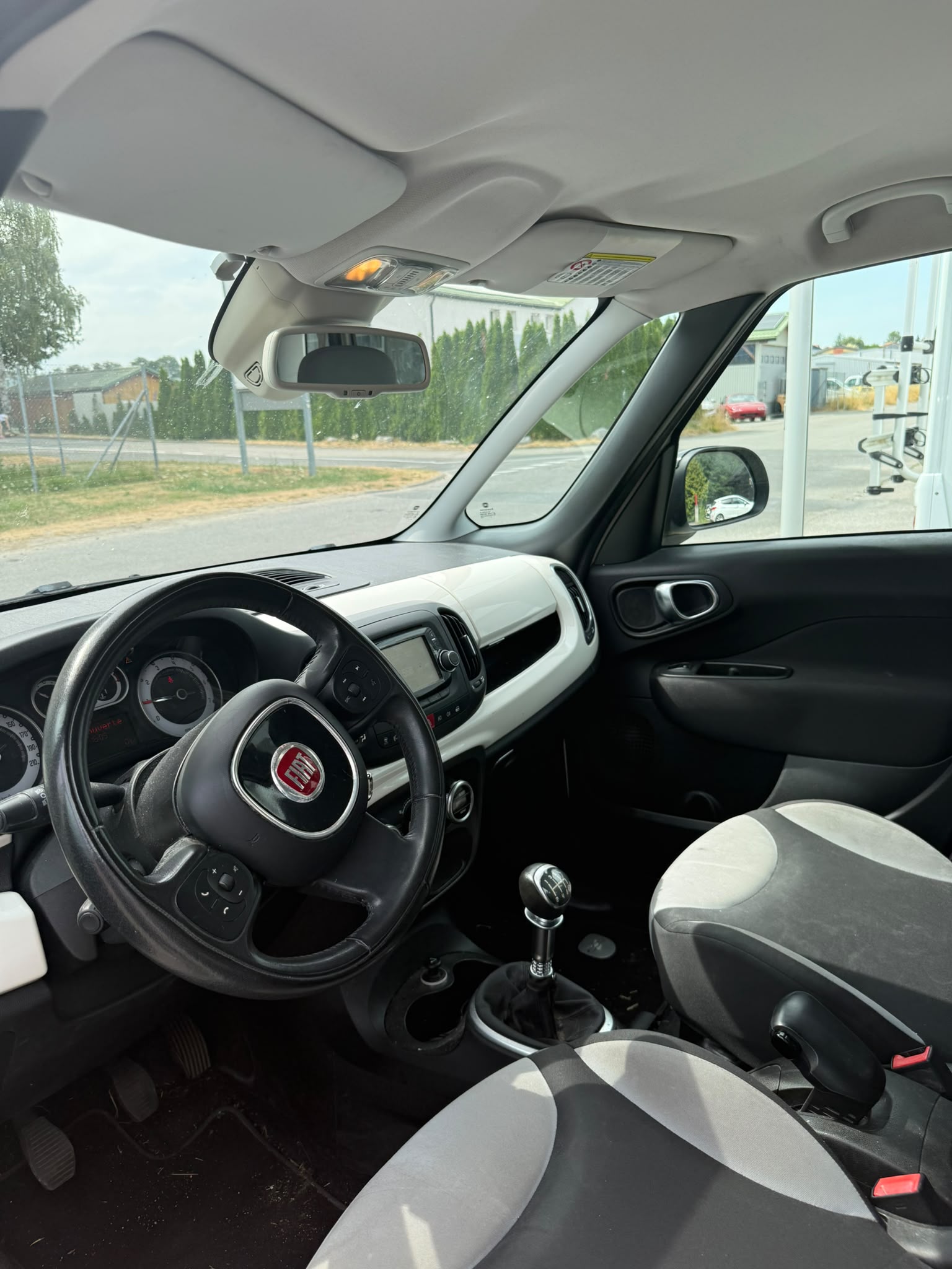 FIAT 500L 1.4 16V Lounge-image-1