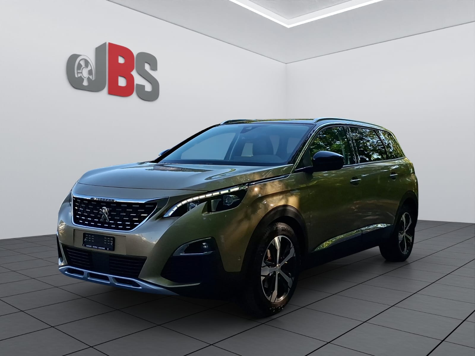 PEUGEOT 5008 1.6 THP Allure EAT-image-0