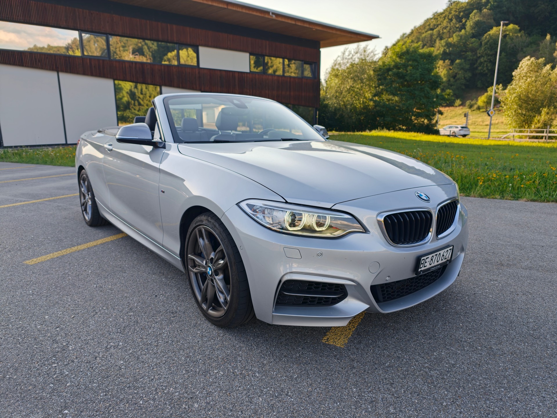 BMW M235i xDrive Steptronic-image-0
