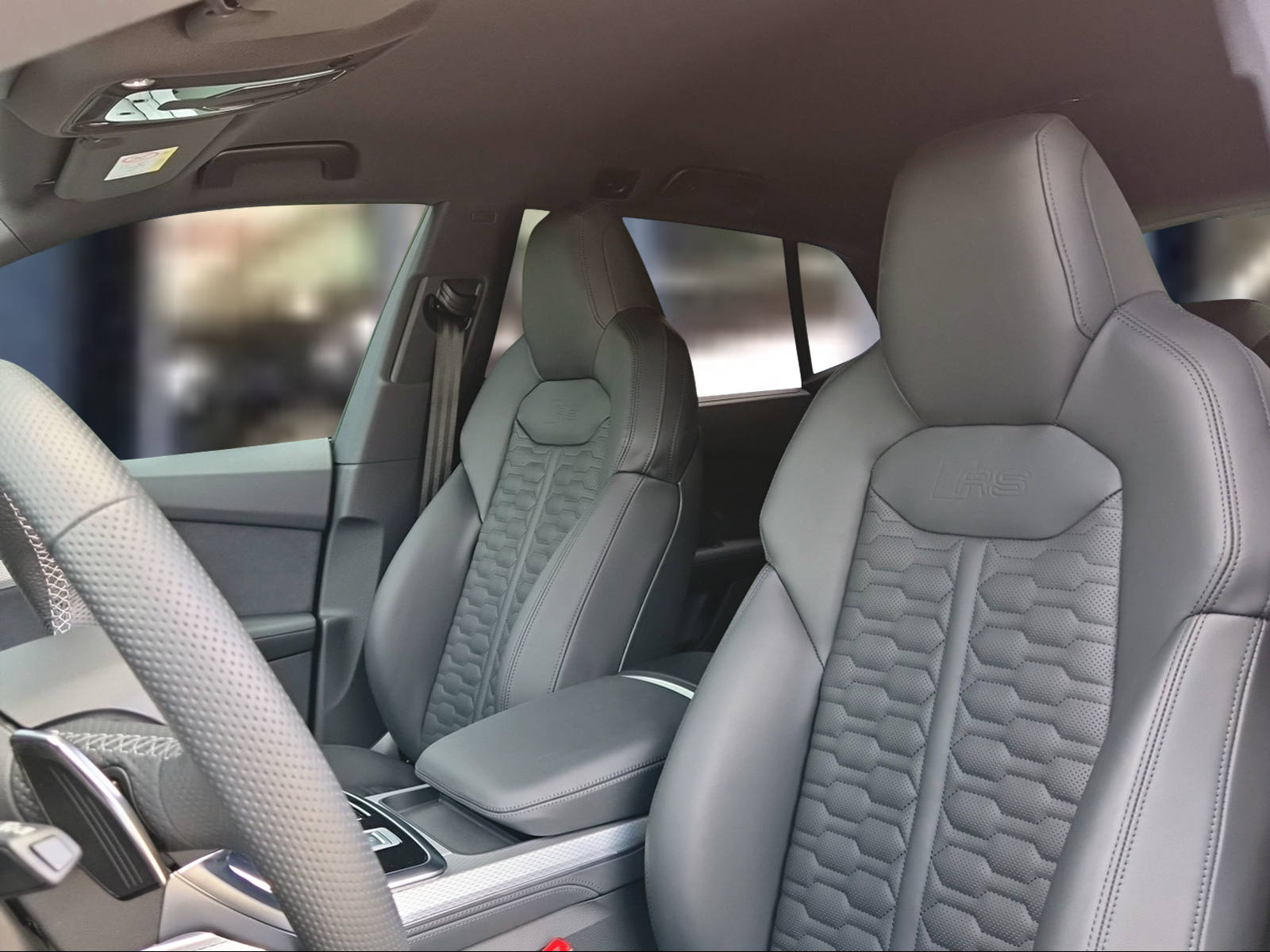 AUDI RSQ8 quattro Waitomoblau Metallic-image-6